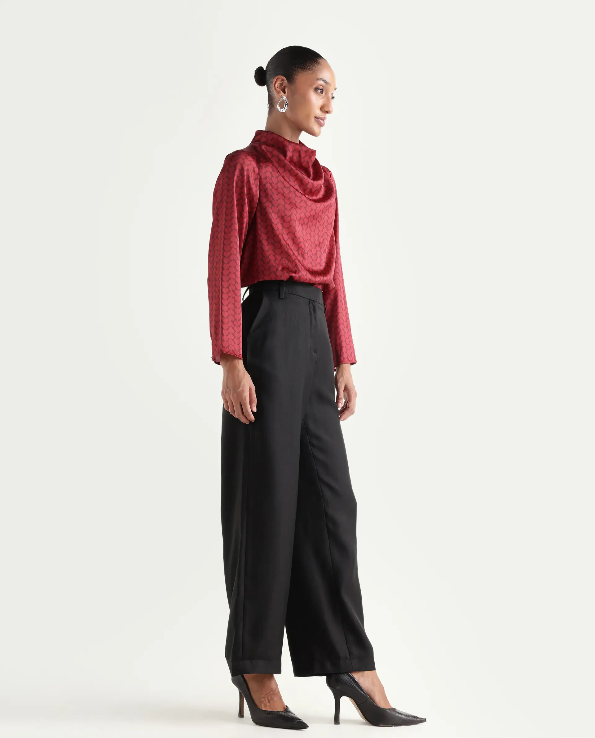 Rareism Women's Vrait Black Polyester Straight Plain Trouser - Image 5