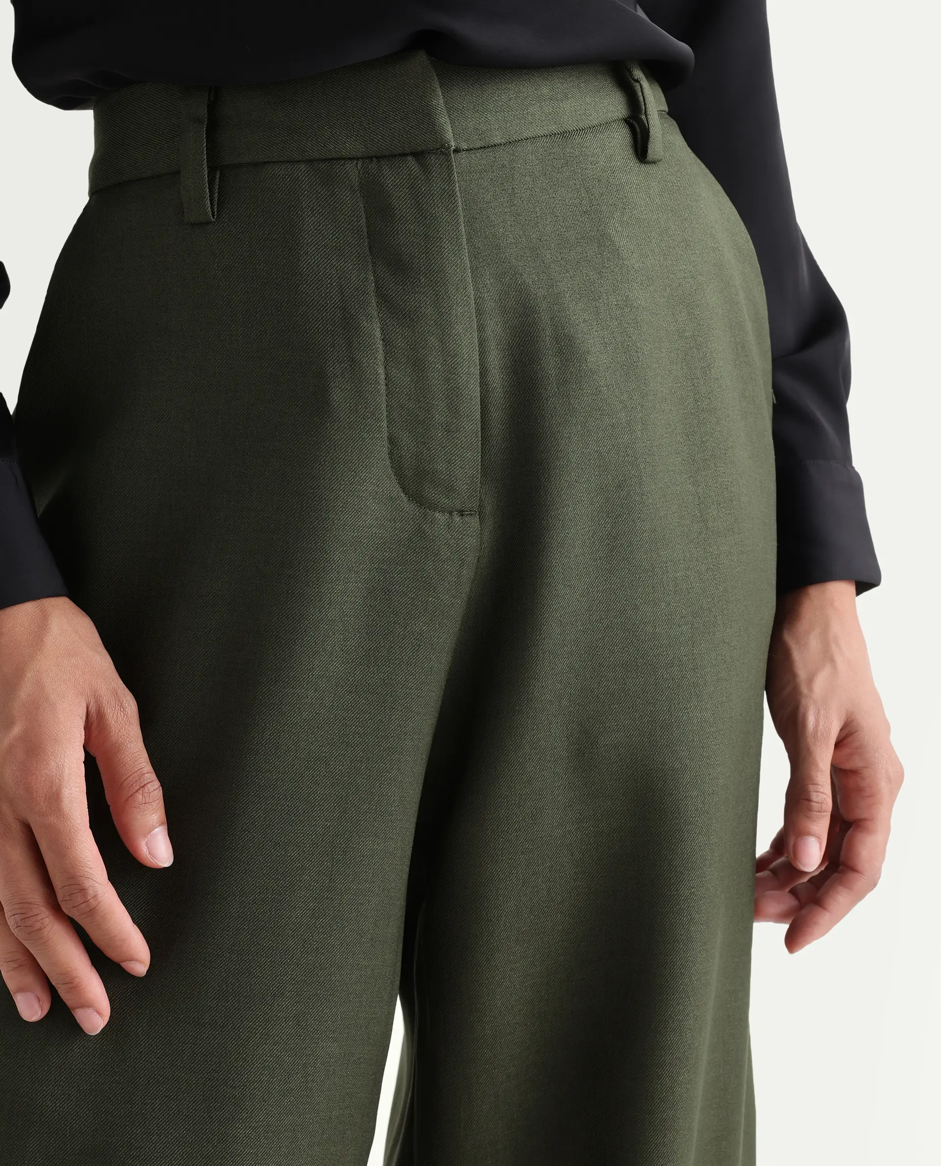 Rareism Women's Vrait Olive Polyester Straight Plain Trouser - Image 3