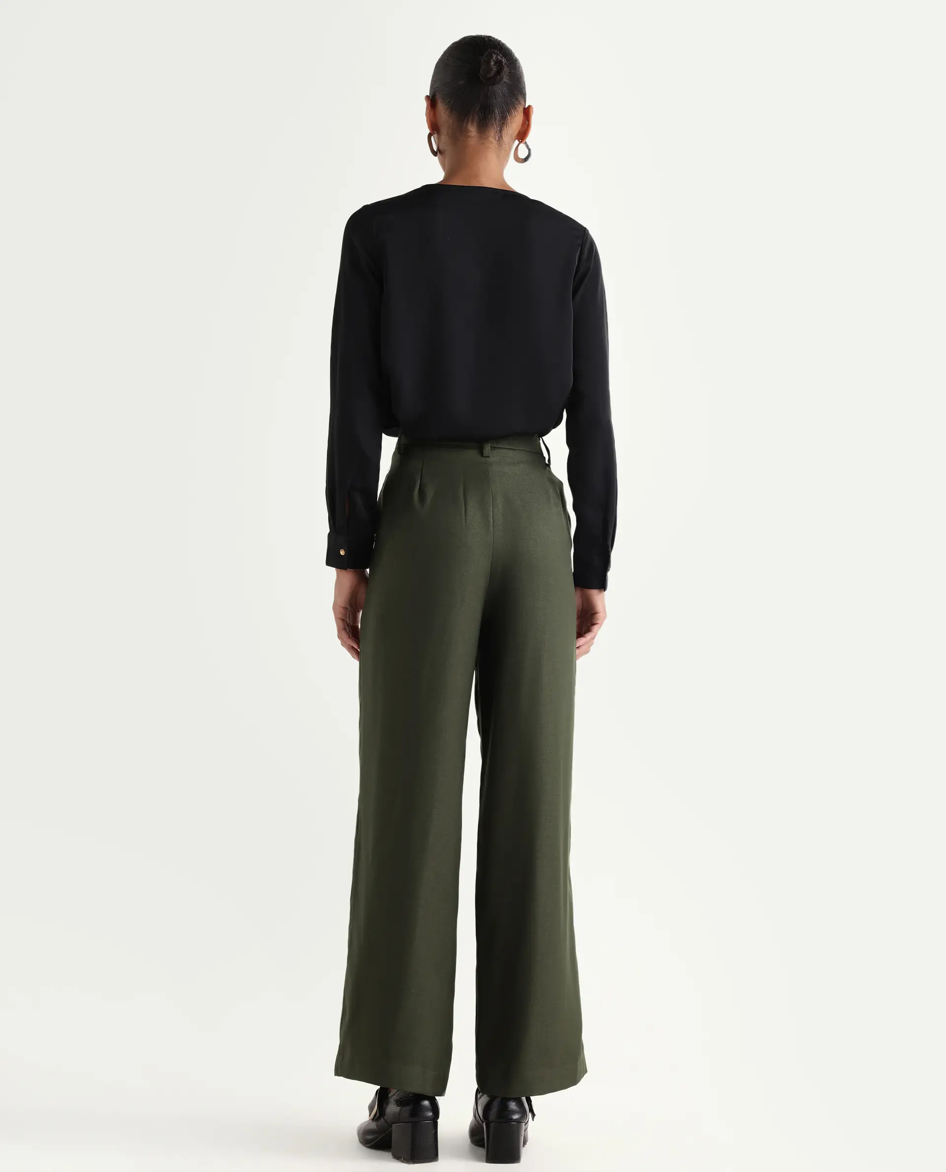 Rareism Women's Vrait Olive Polyester Straight Plain Trouser - Image 6