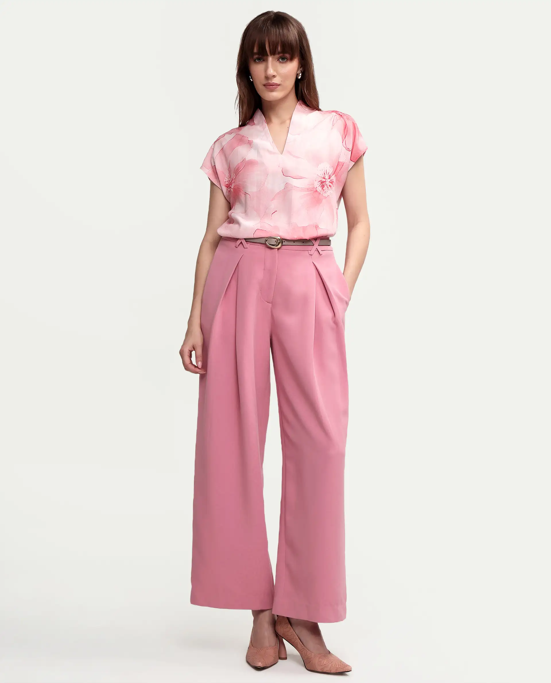 Rareism Women's Vujit Pink Viscose Half Sleeve V-Neck Regular Fit Floral Print Top - Image 2