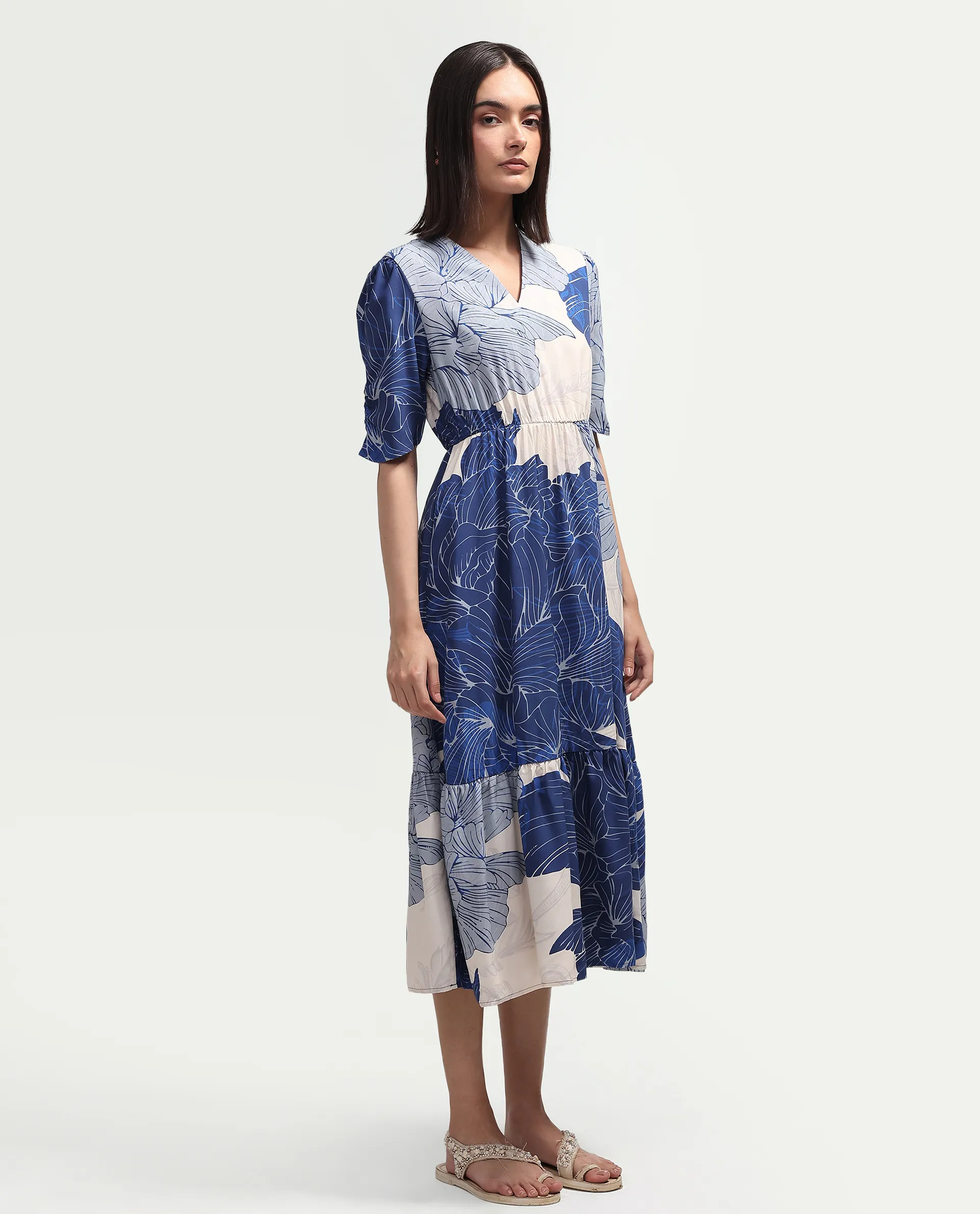 Rareism Women's Vuxon Blue Viscose V-Neck Fit And Flare Floral Print Dress - Image 5