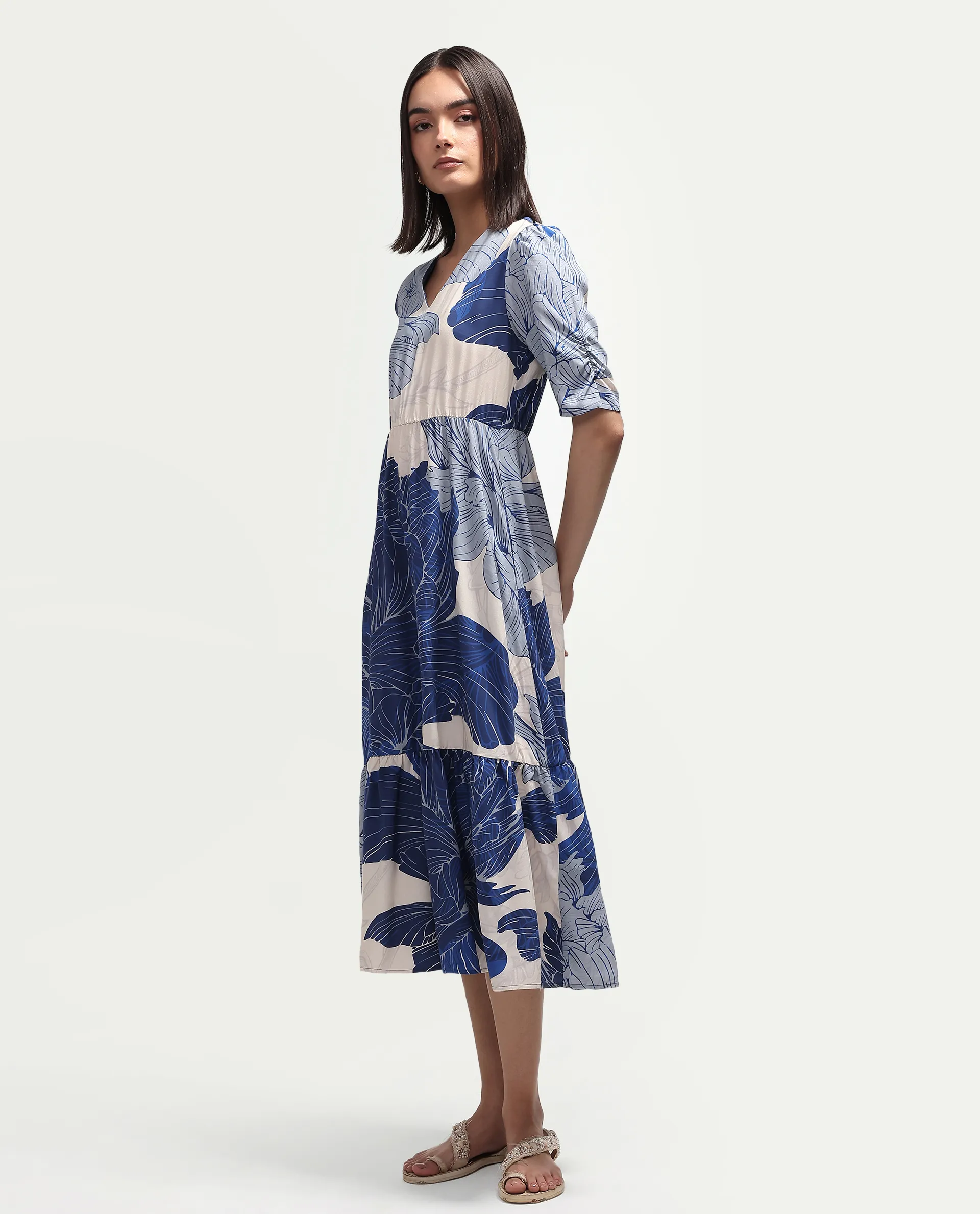 Rareism Women's Vuxon Blue Viscose V-Neck Fit And Flare Floral Print Dress - Image 6