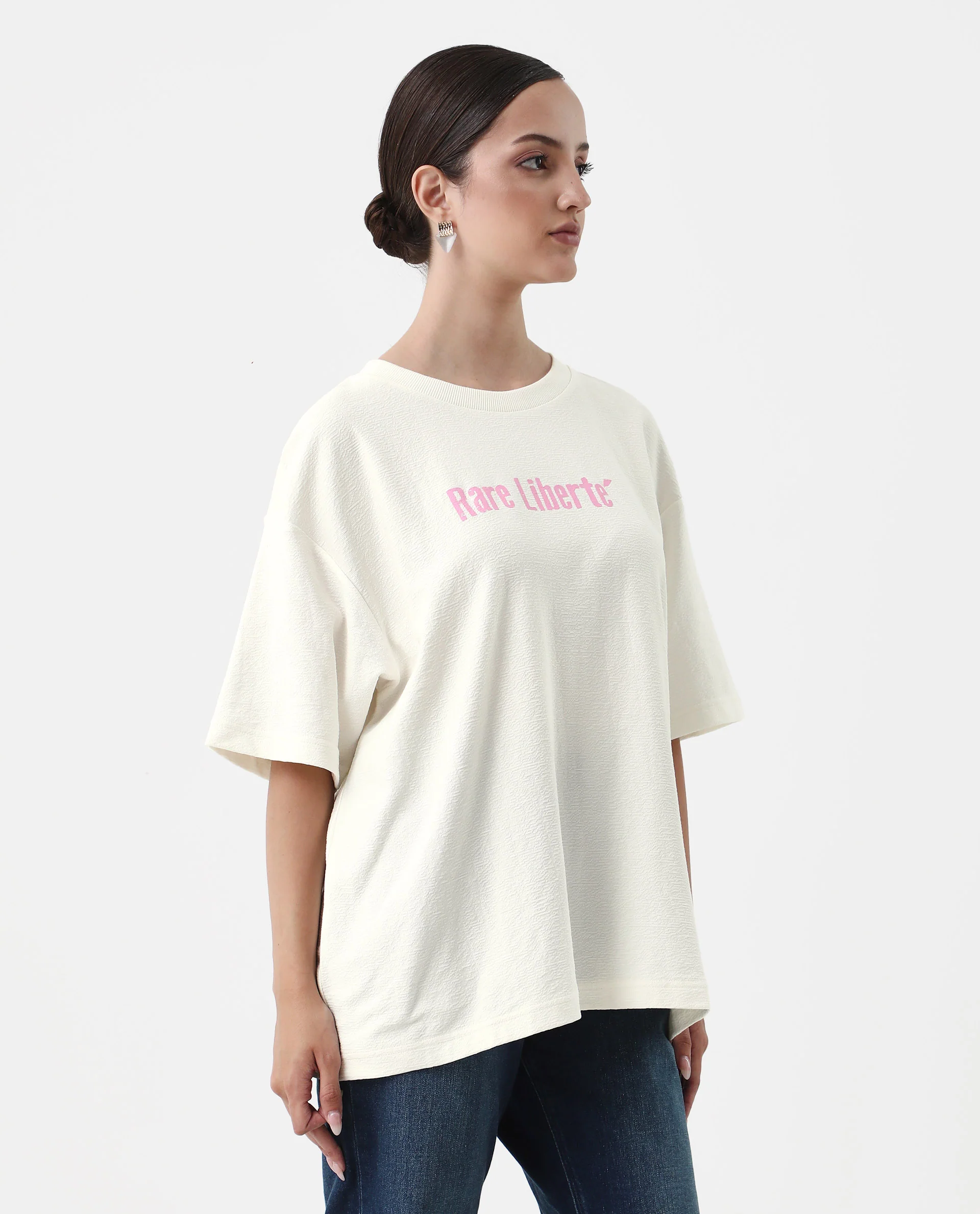 Rareism Women's Wahre Off White Cotton Crew Neck Graphic Print Oversized T-Shirt - Image 5