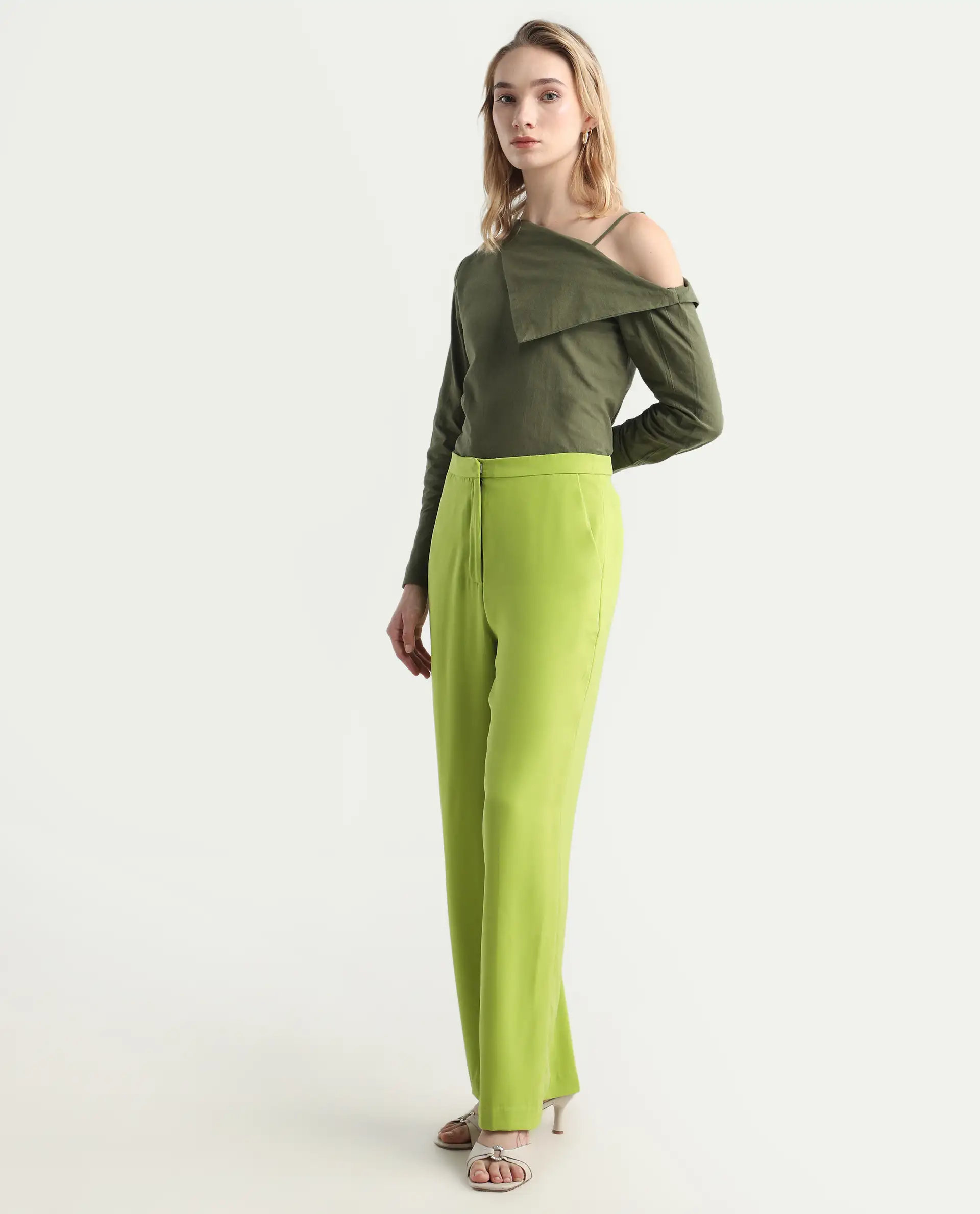 Rareism Women's Waif Green Polyester Blend Plain Ankle Length Straight Fit Trouser - Image 6