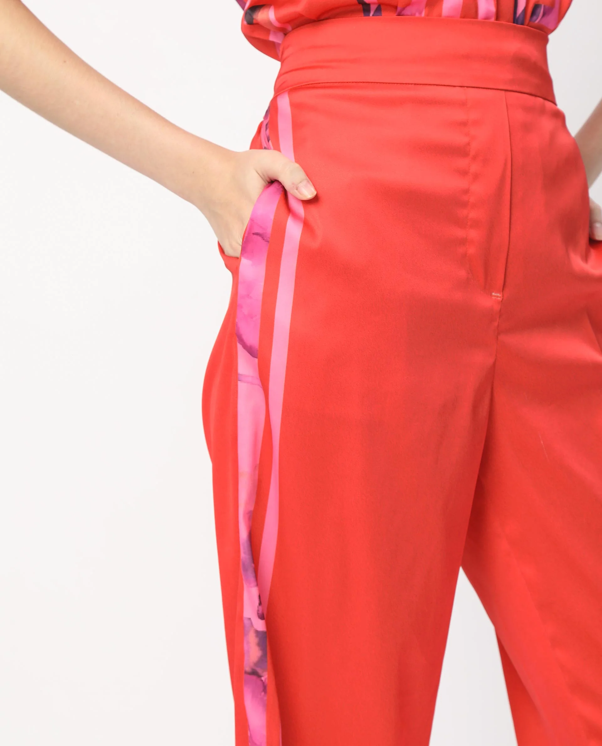 Rareism Women's Wallace Pink Polyester Floral Print Ankle Length Regular Fit Trouser - Image 4