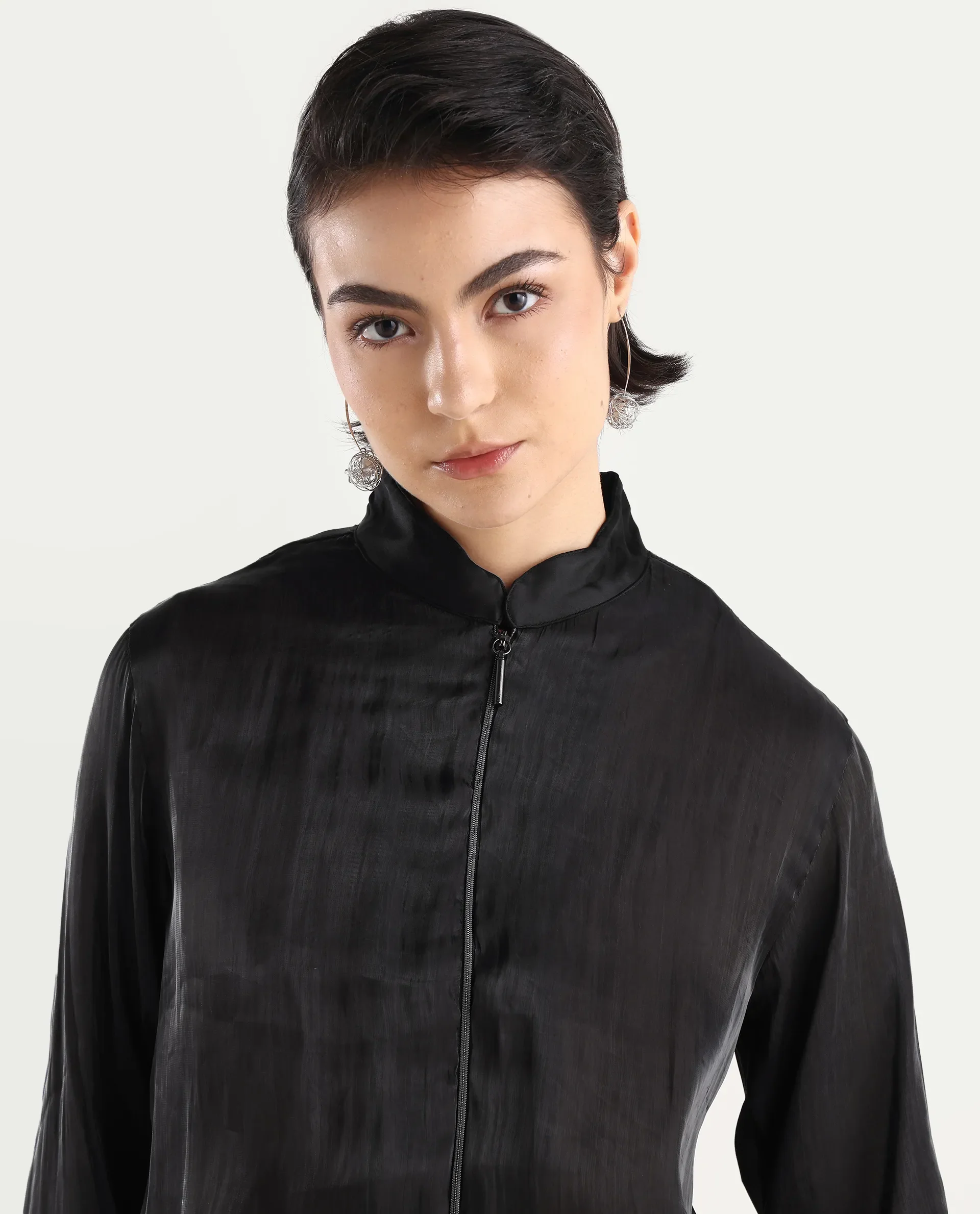 Rareism Women's Wals Black Mandarin Collar Plain Cuffed Sleeve Regular Fit Jacket - Image 4