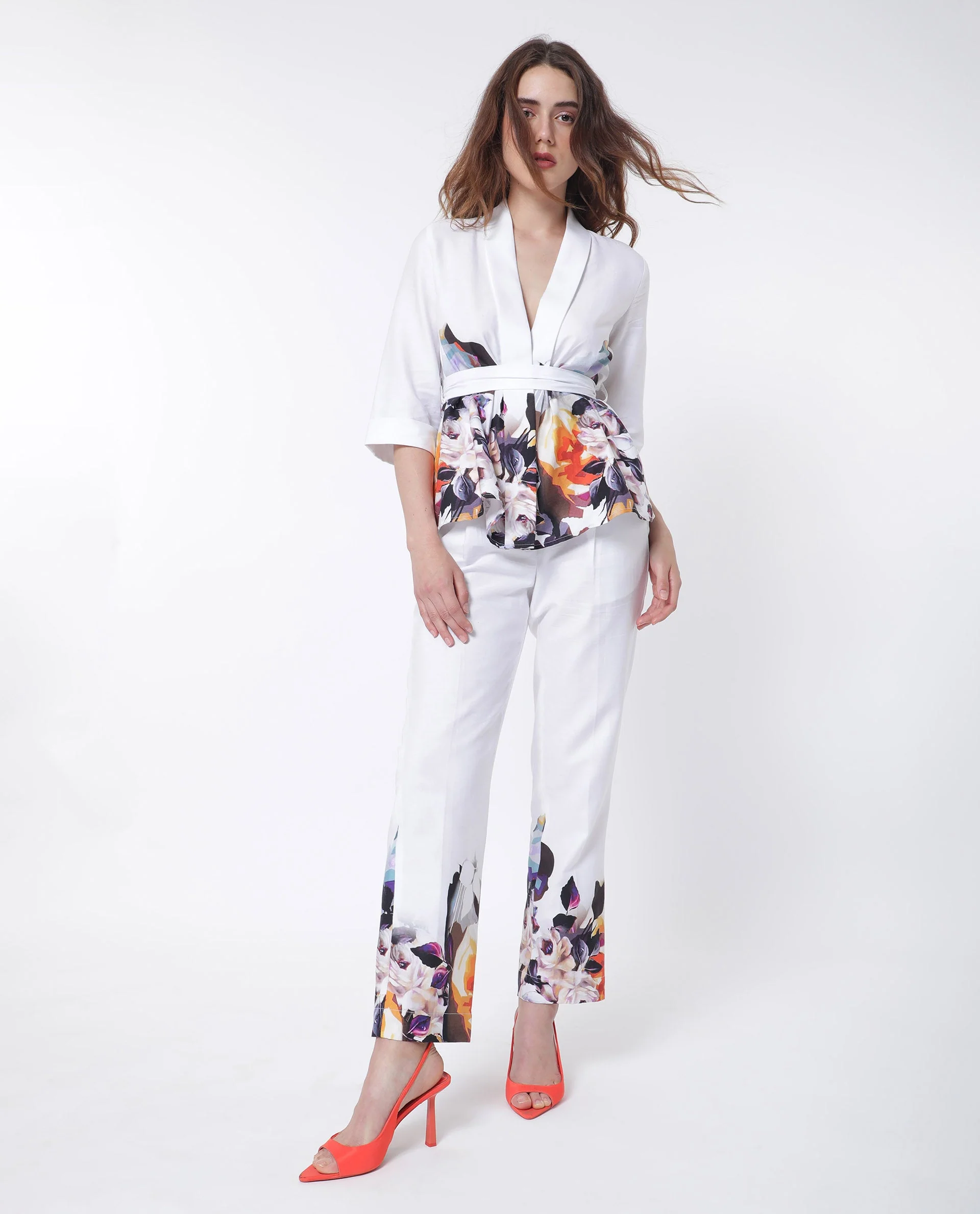 Rareism Women's Wangen White Cotton Collarless Floral Print Relaxed Fit Shrug - Image 10