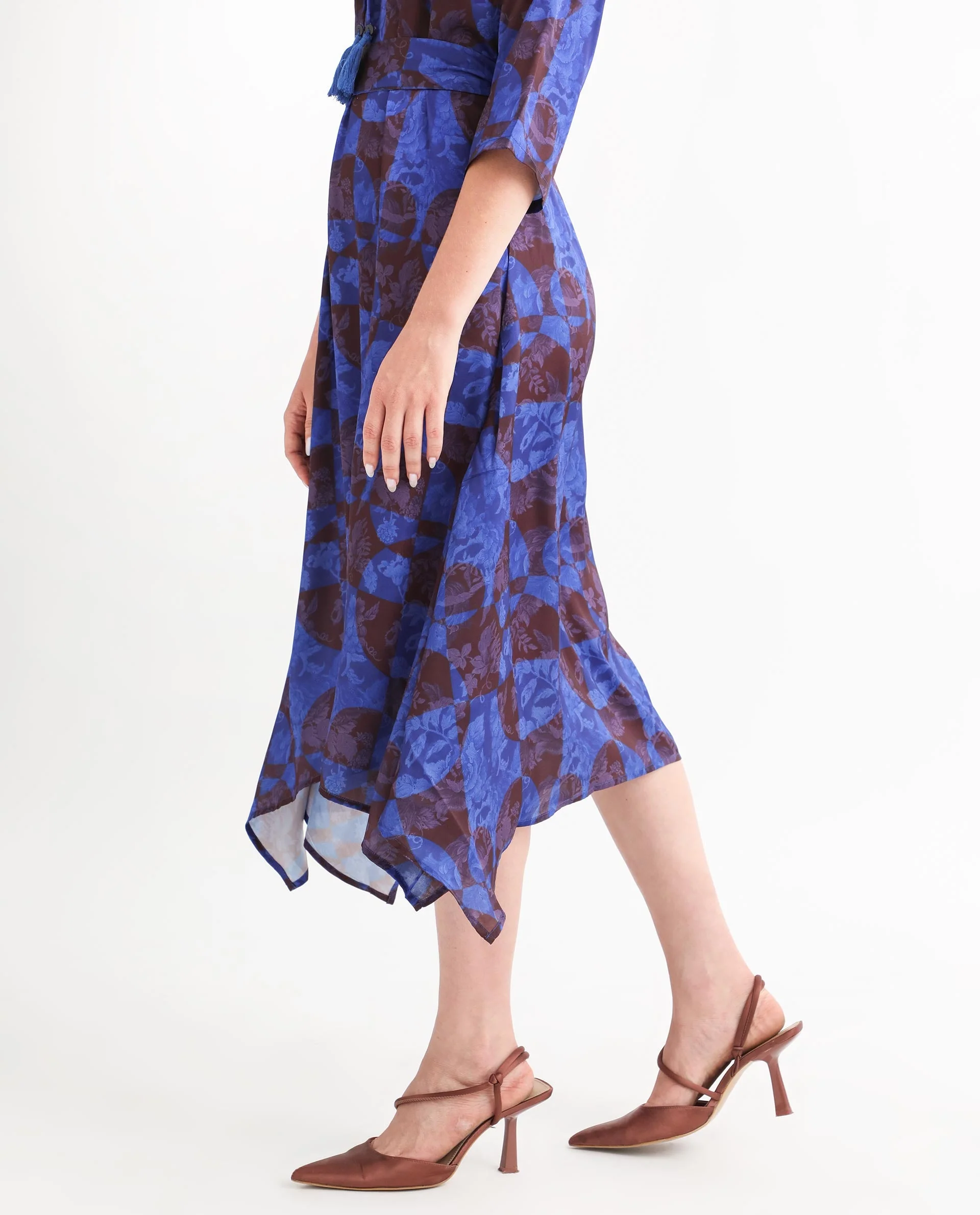 Rareism Women's Watson Brown Polyester Tie-Up Neck Floral Print Knee Length Regular Fit Dress - Image 4