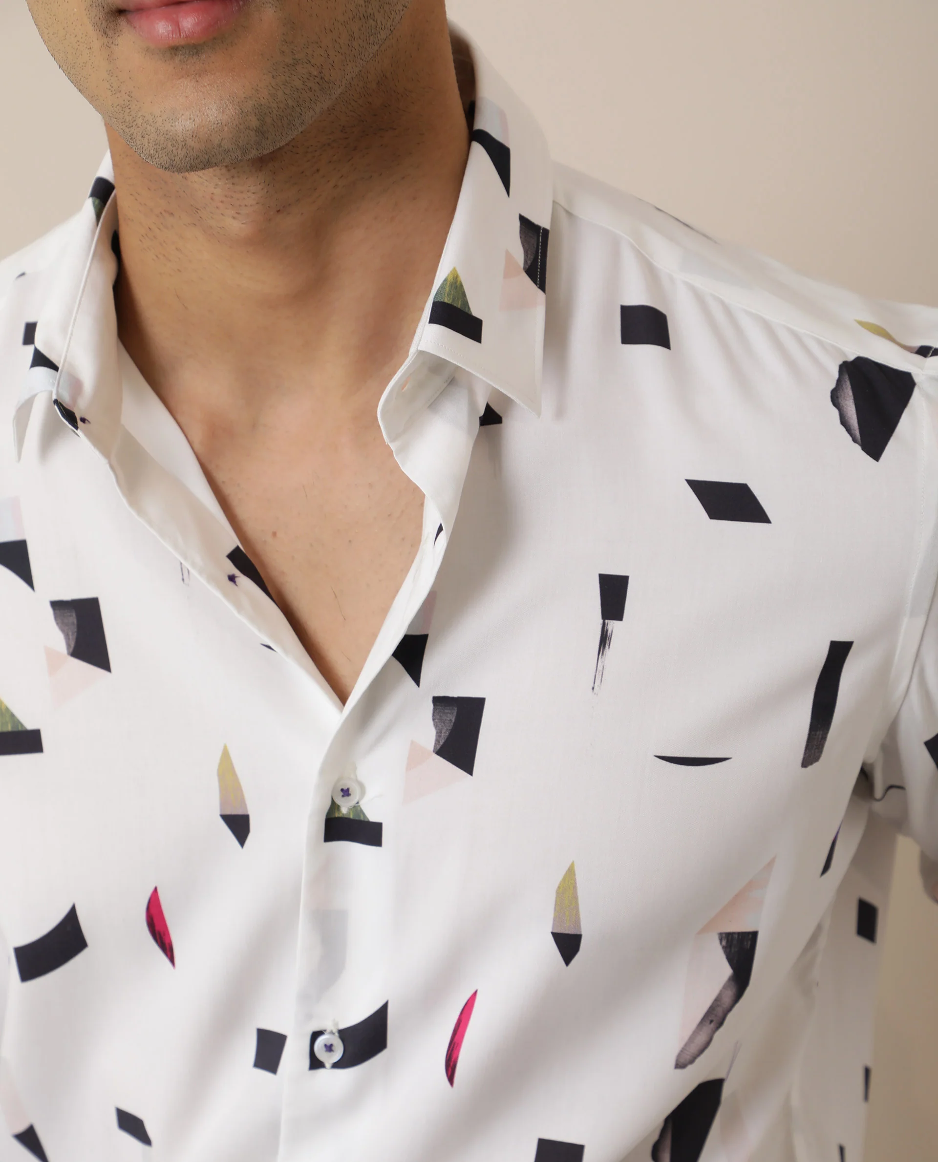 Rare Rabbit Men's Wedge White Cotton Abstract Print Regular Fit Full Sleeve Collared Shirt - Image 4