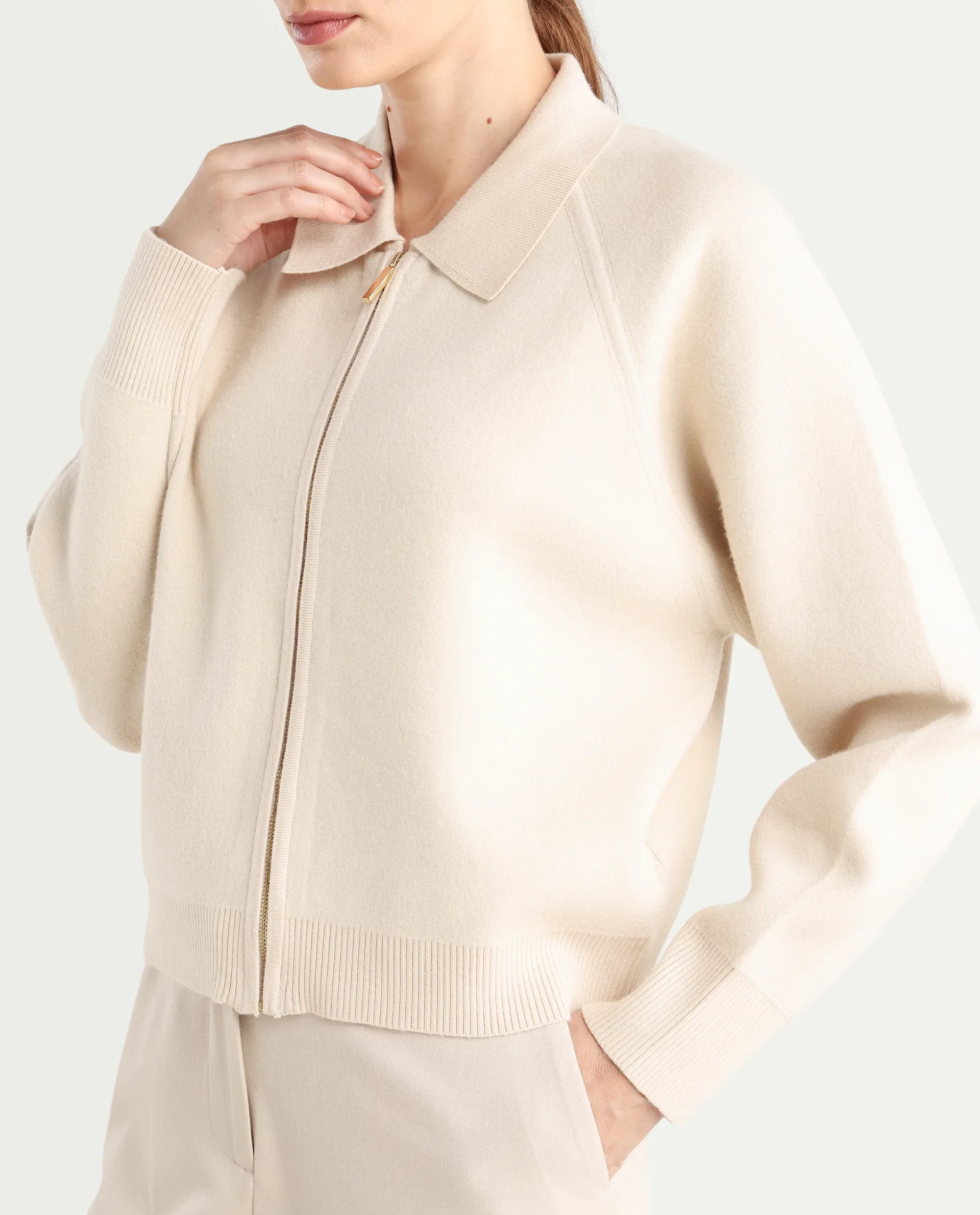 Rareism Women's Wedzo Off White Viscose Blend Spread Collar Regular Fit Plain Jacket - Image 5