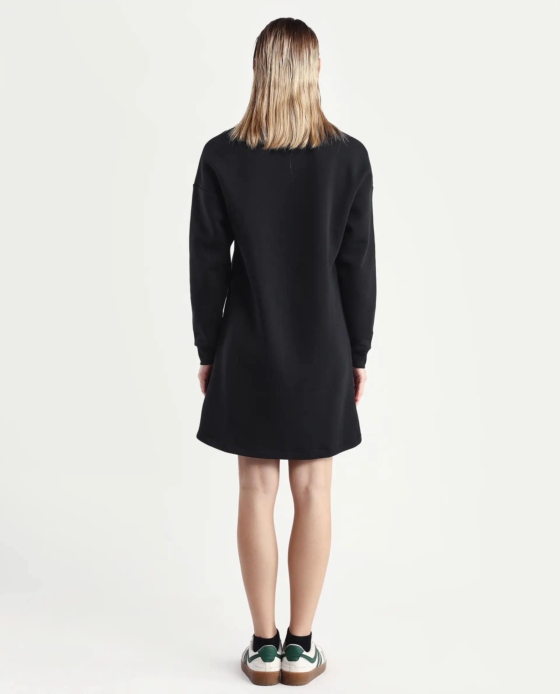 Rareism Women's Wekel Black Cotton Blend Crew Neck Plain Oversized Sweatshirt - Image 7