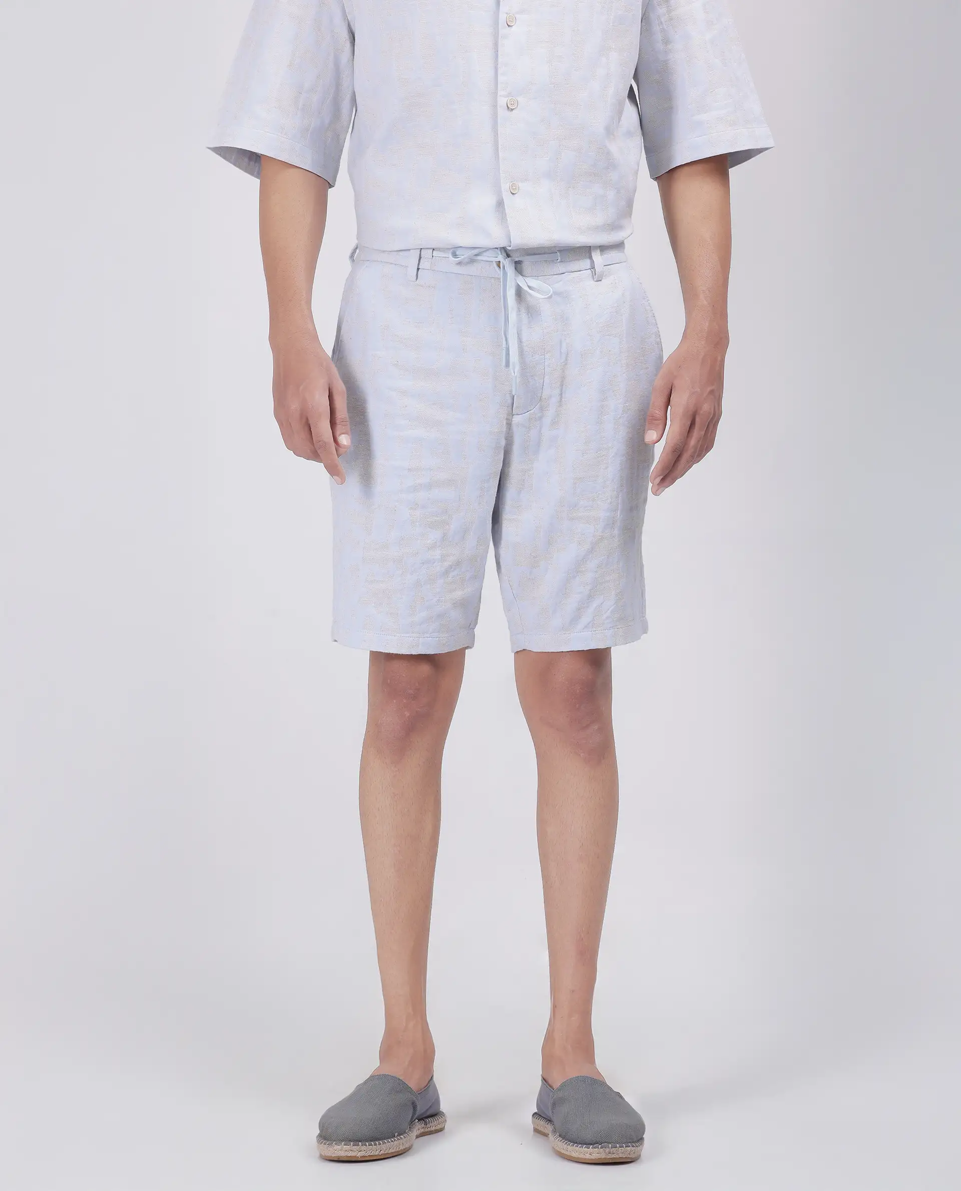 Rare Rabbit Men's Welks Pastel Blue Cotton Jacquard Relaxed Fit Shorts - Image 2