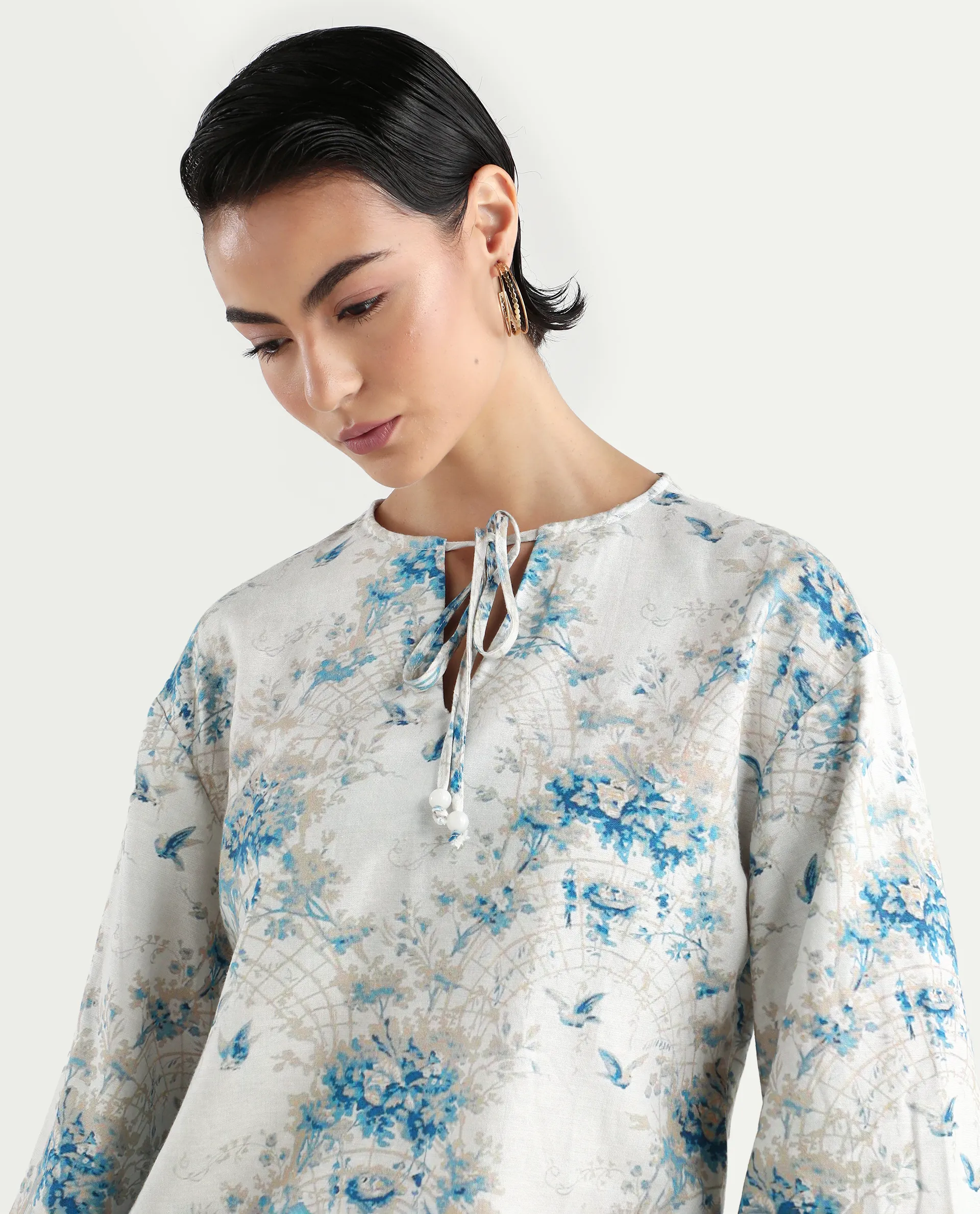 Rareism Women's Wemiso Dusky Blue Cotton Blend Tie-Up Neck Floral Print Bell Sleeve Regular Fit Top - Image 4