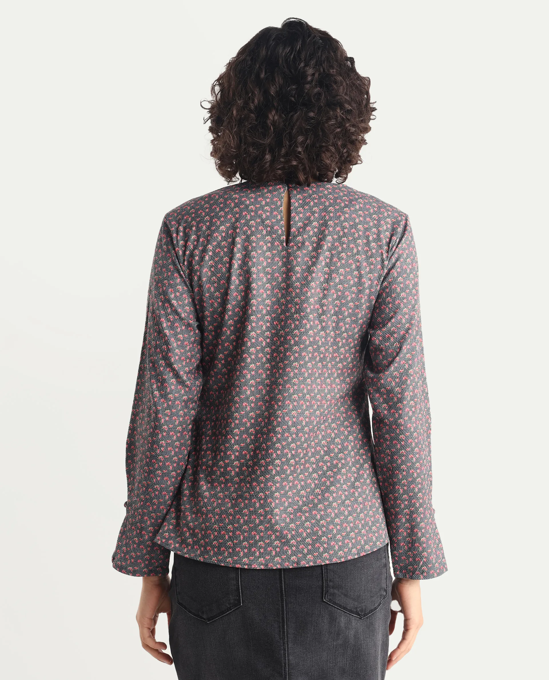 Rareism Women's Whabi Multi Cotton Blend V-Neck Floral Print Regular Fit Top - Image 7