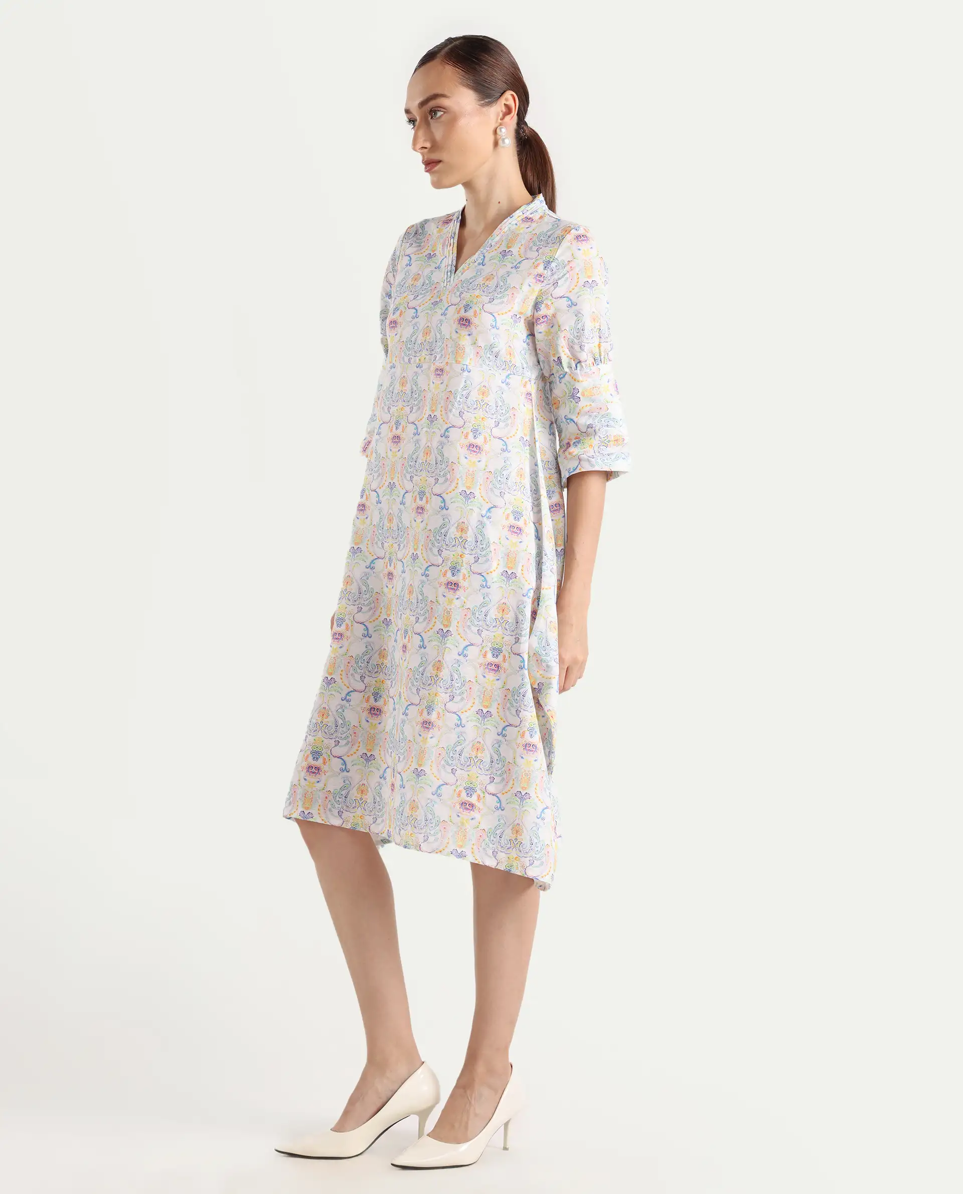 Rareism Women's Wherry Multi Linen V-Neck Abstract Print Midi Regular Fit Dress - Image 6