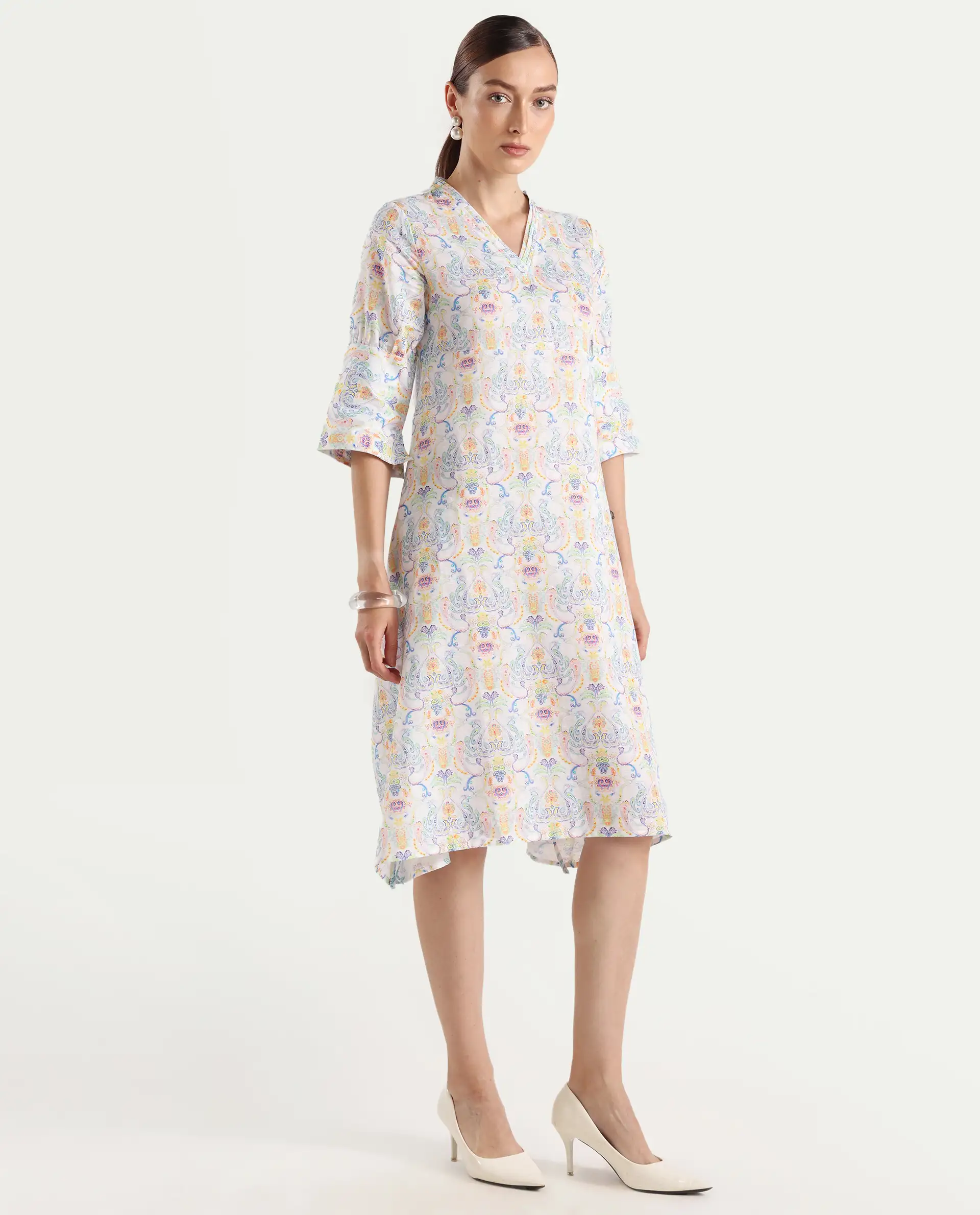 Rareism Women's Wherry Multi Linen V-Neck Abstract Print Midi Regular Fit Dress - Image 7