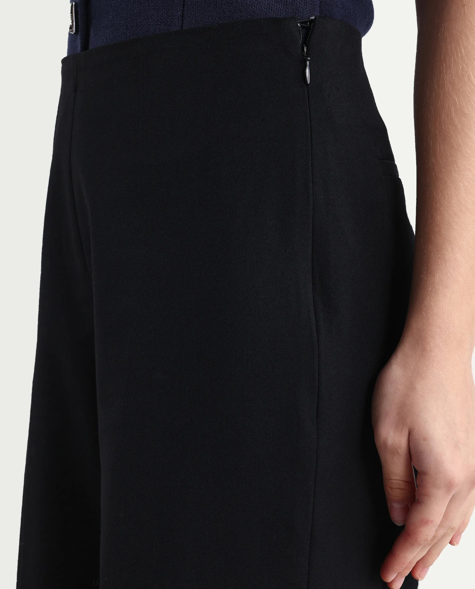 Rareism Women Wido Black Polyester Blend Button Closure Wide Leg Fit Plain Travel Trouser - Image 4