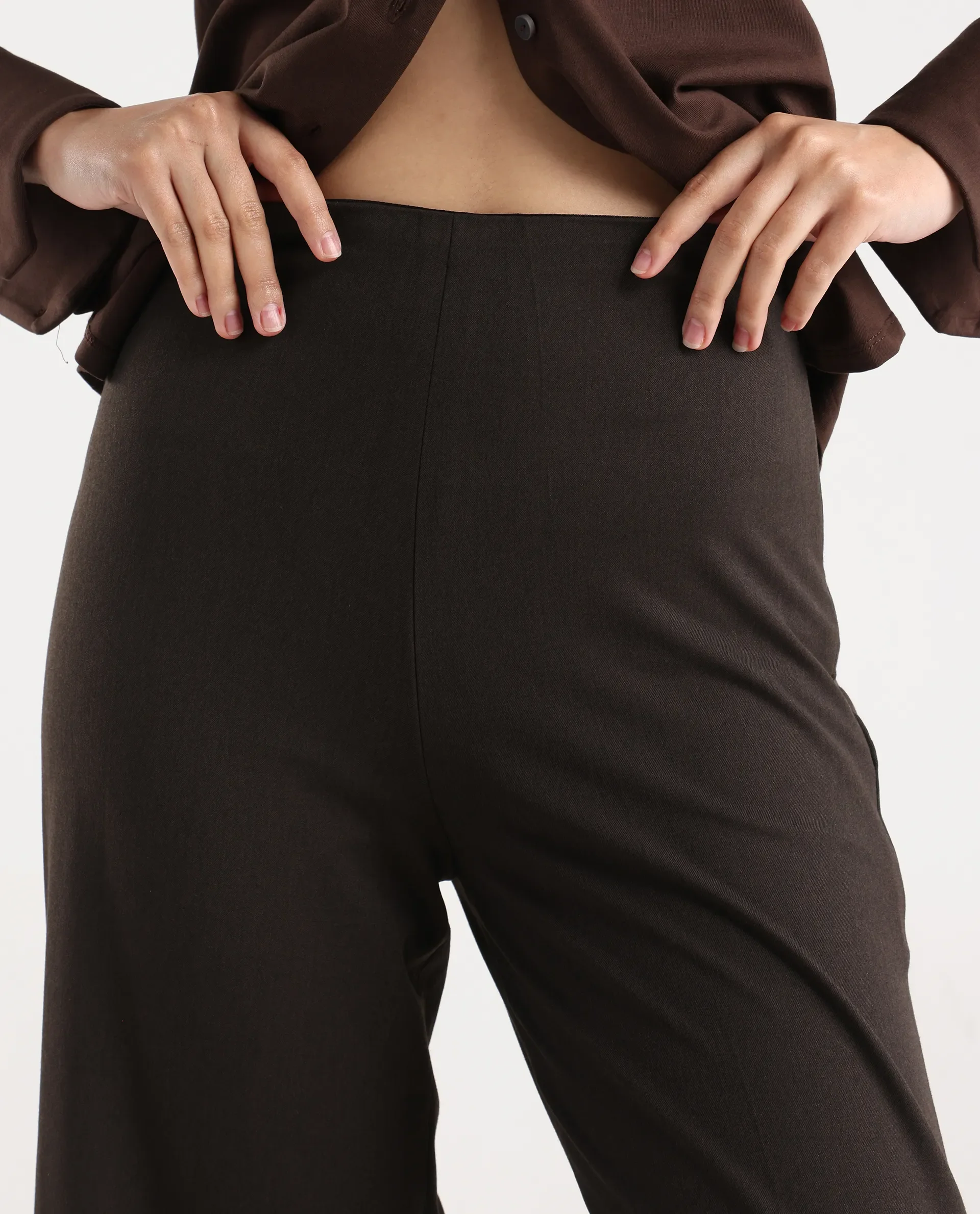 Rareism Women Wido Dark Brown Polyester Blend Button Wide Leg Fit Plain Travel Trouser - Image 4