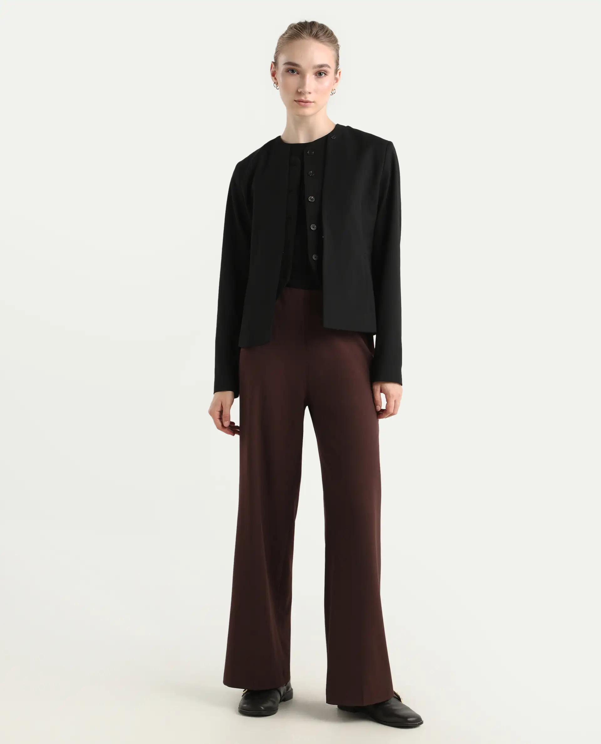 Rareism Women Wido Deep Red Polyester Blend Button Closure Wide Leg Fit Plain Travel Trouser - Image 5