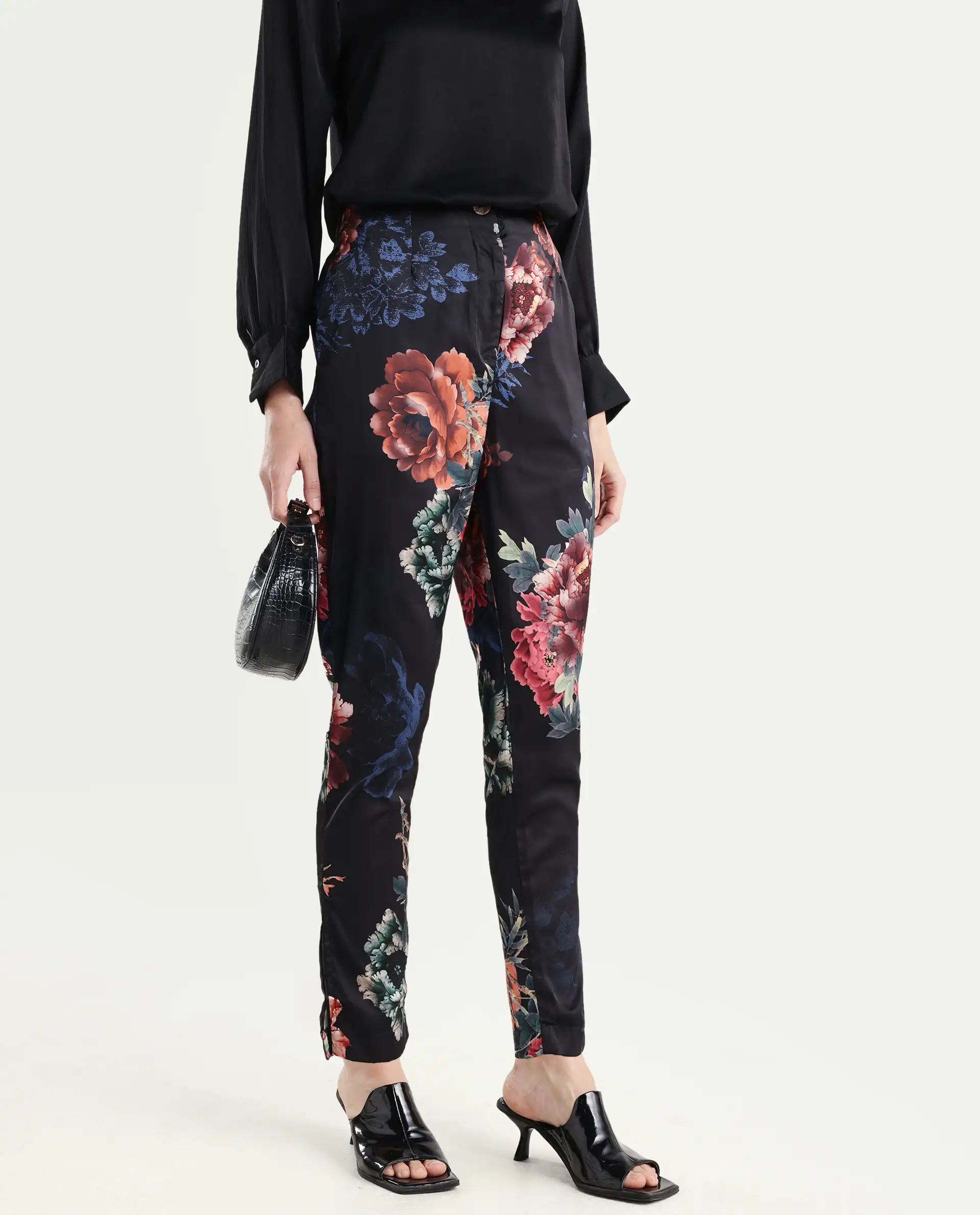 Rareism Women's Wingadium Black Modal Floral Print Ankle Length Regular Fit Trouser - Image 2