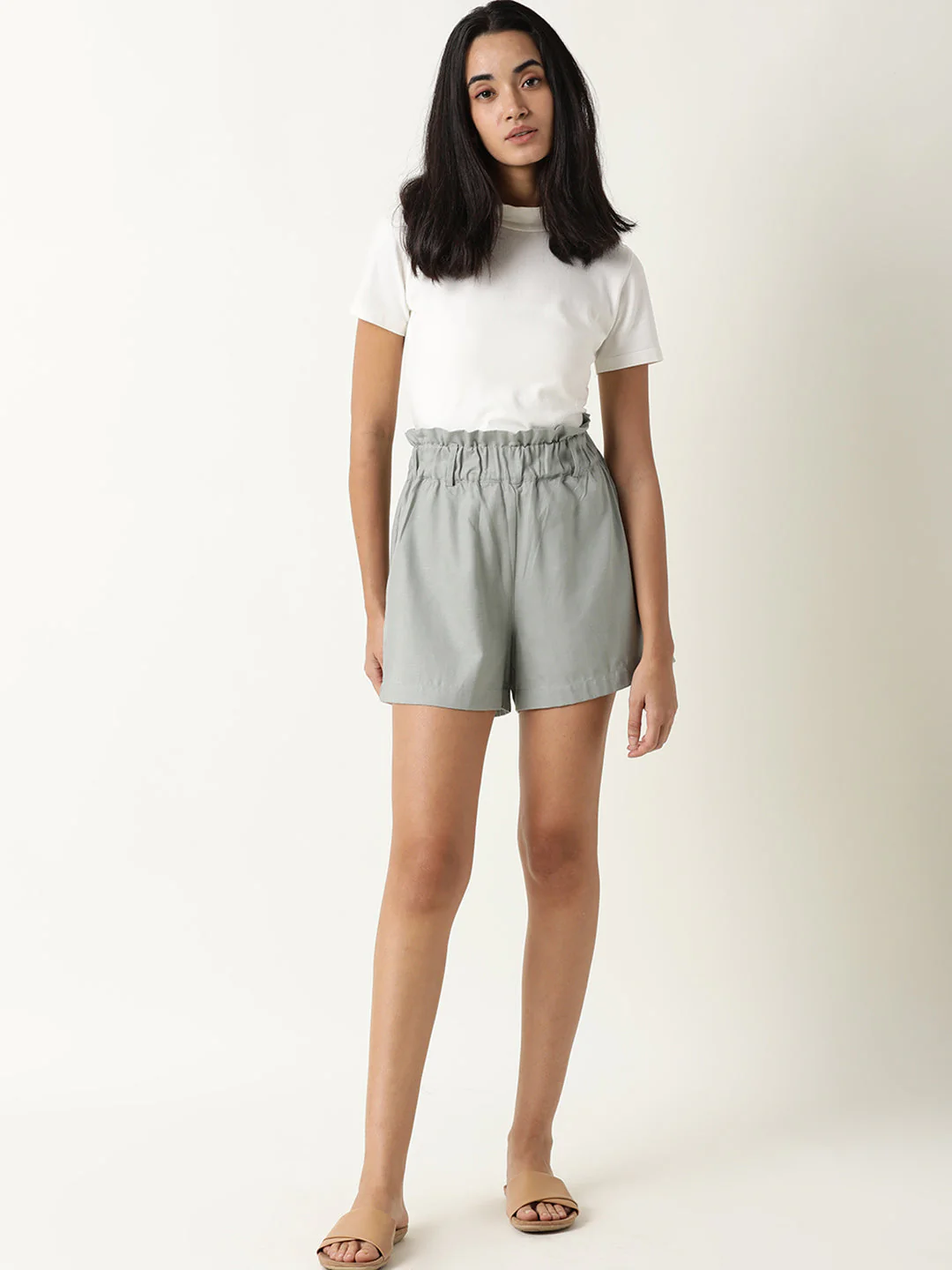 Rareism Women's Wobble Green Cotton Plain Regular Fit Shorts