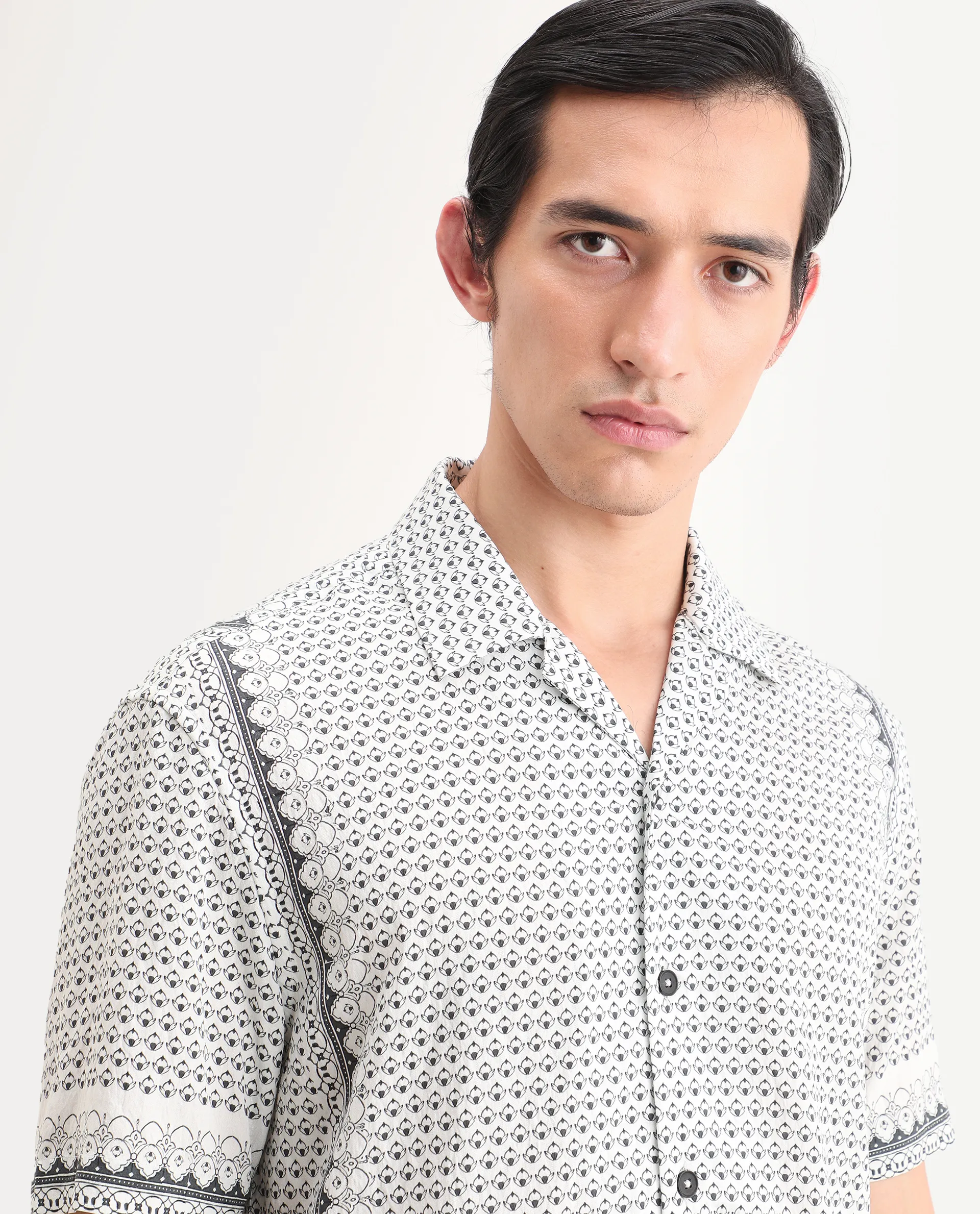 Rare Rabbit Men's Woqs White Viscose Blend Fabric Half Sleeve Cuban Collar Regular Fit Geometric Print Shirt - Image 4