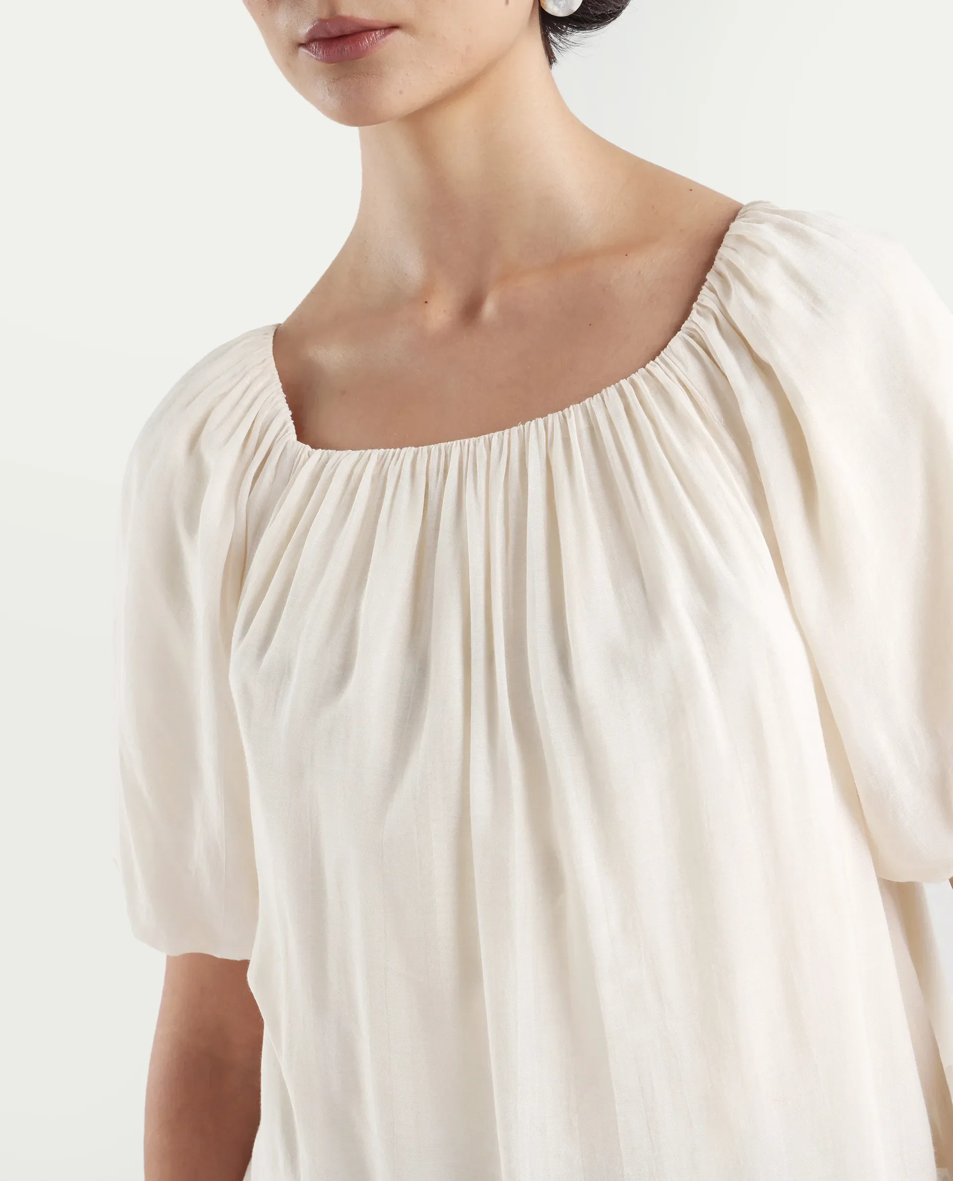 Rareism Women's Yelan Beige Square Neck Plain Balloon Sleeve Relaxed Fit Top - Image 4