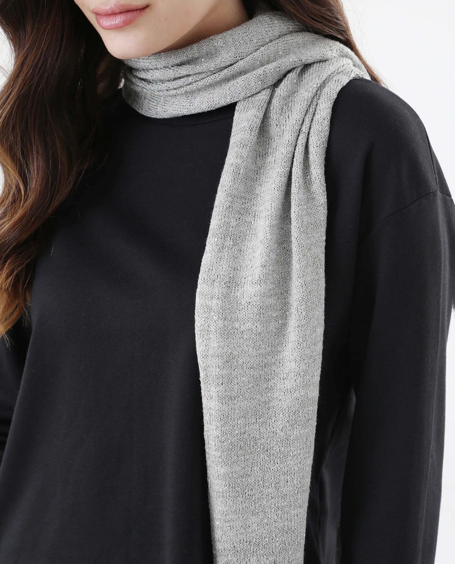 Rareism Women Yemen Dark Grey Plain Muffler - Image 2