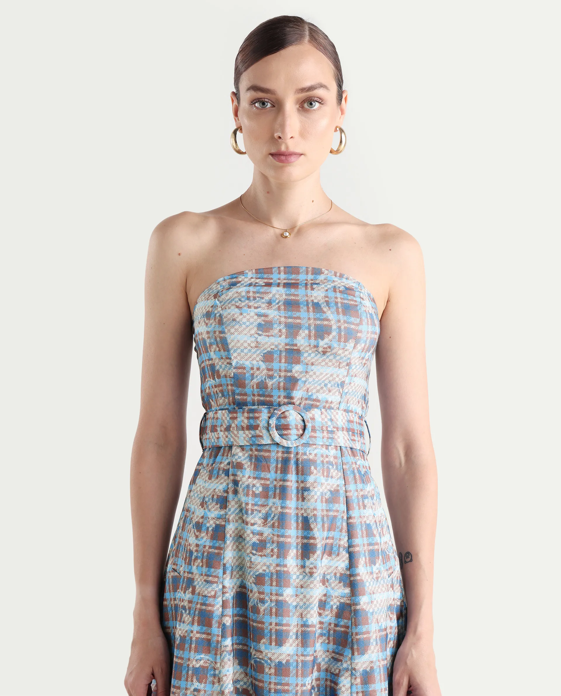 Rareism Women's Yerd Blue Cotton Blend Tube Neck Geometric Print Sleeveless Midi Flared Dress - Image 3