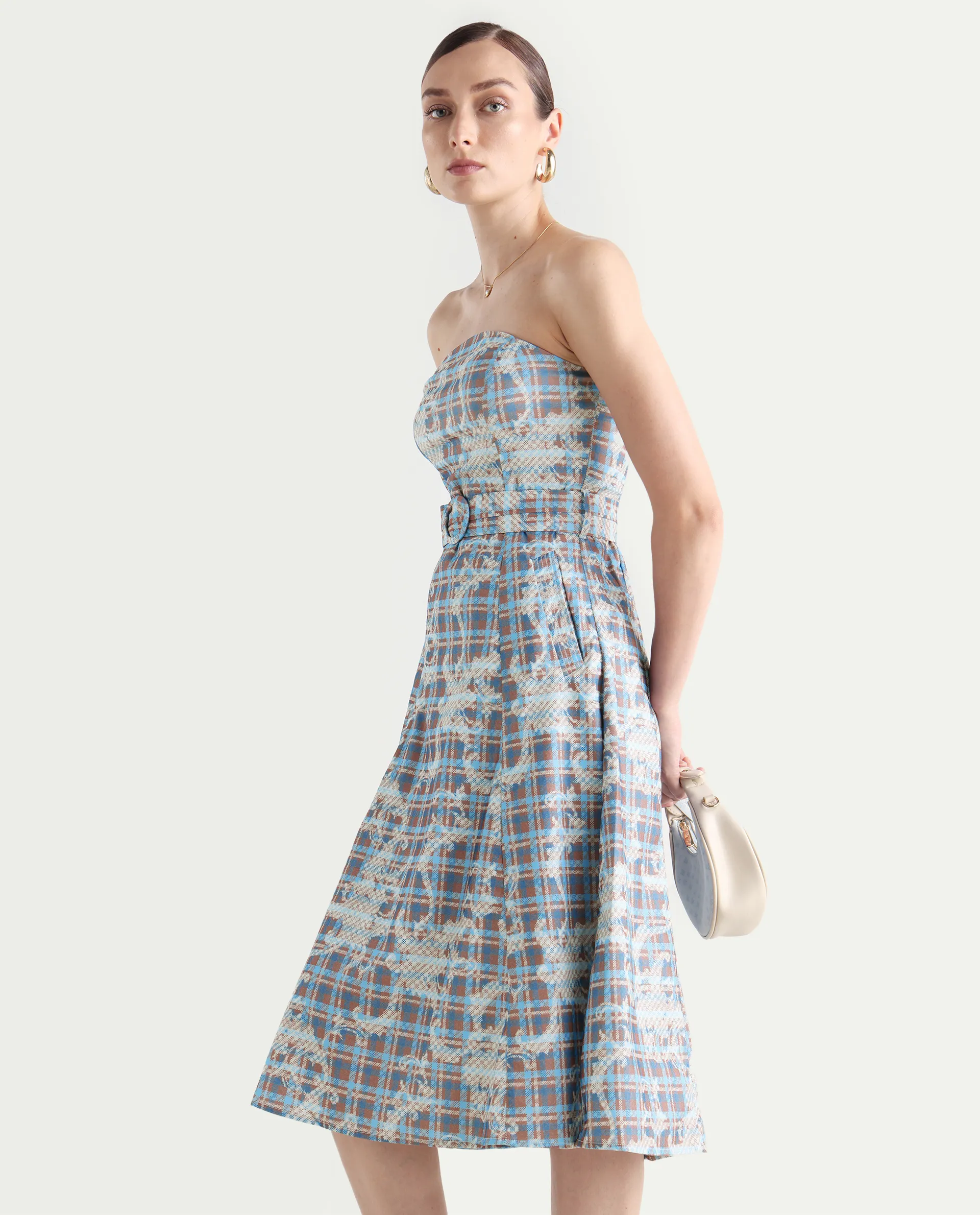 Rareism Women's Yerd Blue Cotton Blend Tube Neck Geometric Print Sleeveless Midi Flared Dress - Image 5