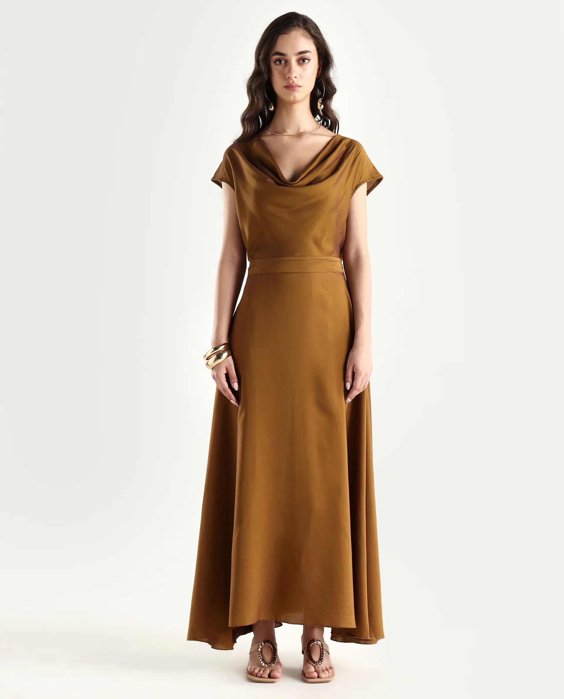 Rareism Women's Yesmar Metallic Gold Polyester Plain Maxi Flared Skirt - Image 4