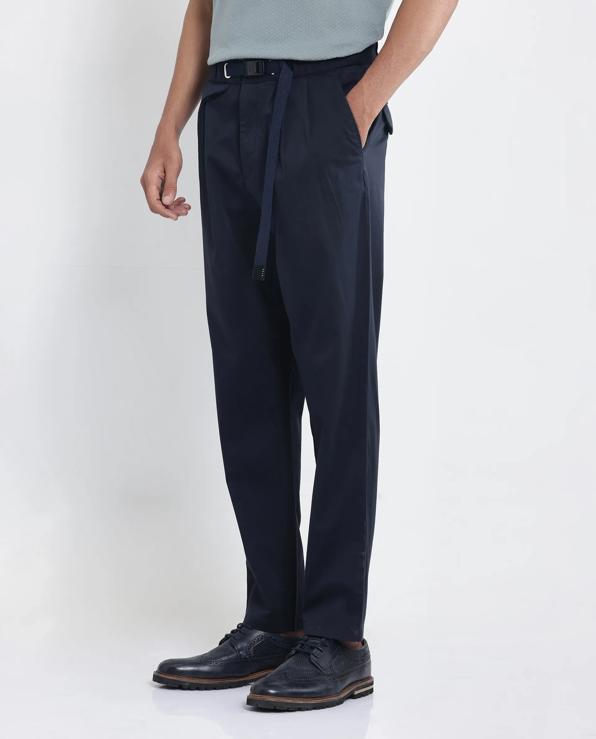 Rare Rabbit Men's Yocko Navy Cotton Blend Plain Baggy Fit Trouser - Image 5
