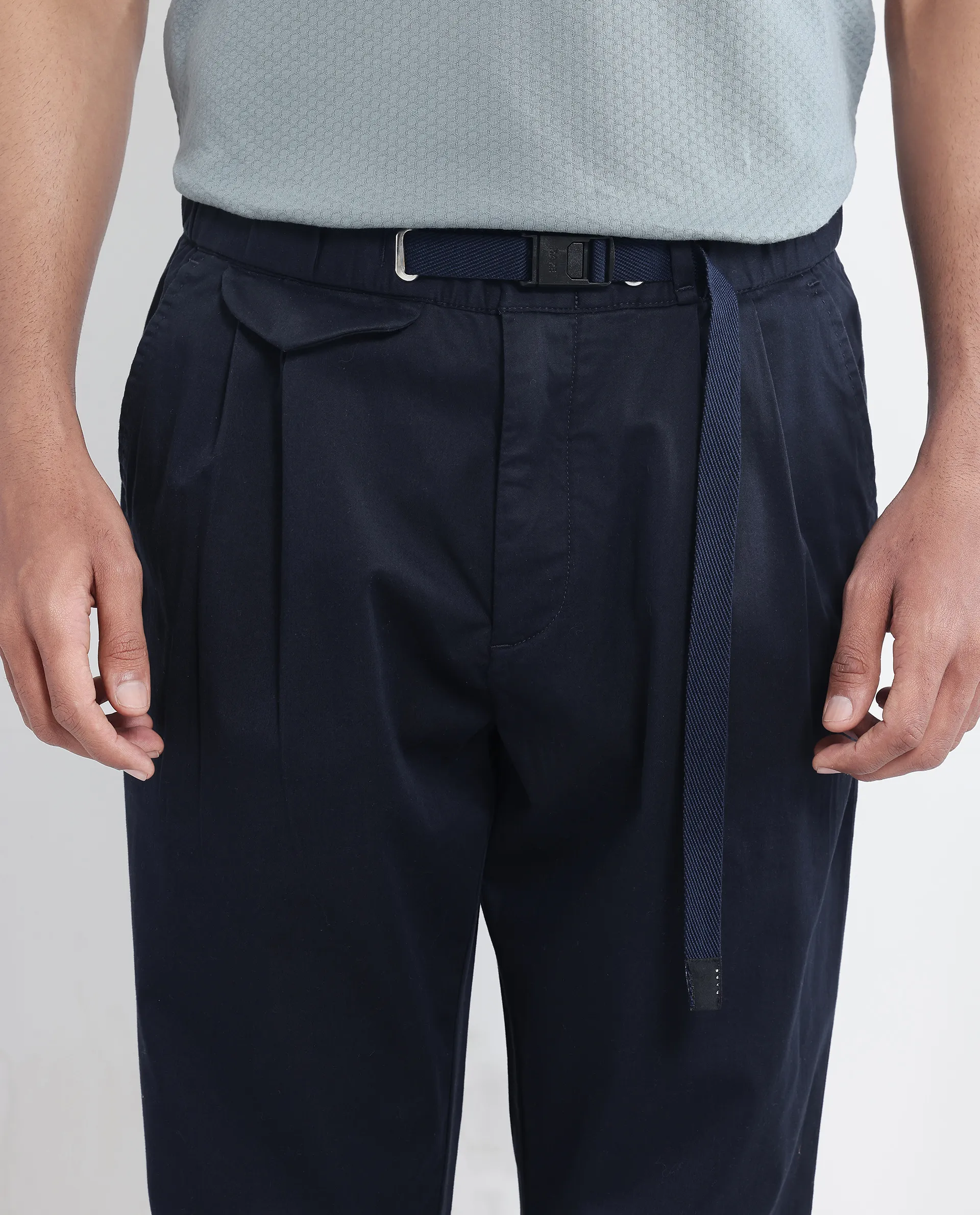 Rare Rabbit Men's Yocko Navy Cotton Blend Plain Baggy Fit Trouser - Image 7