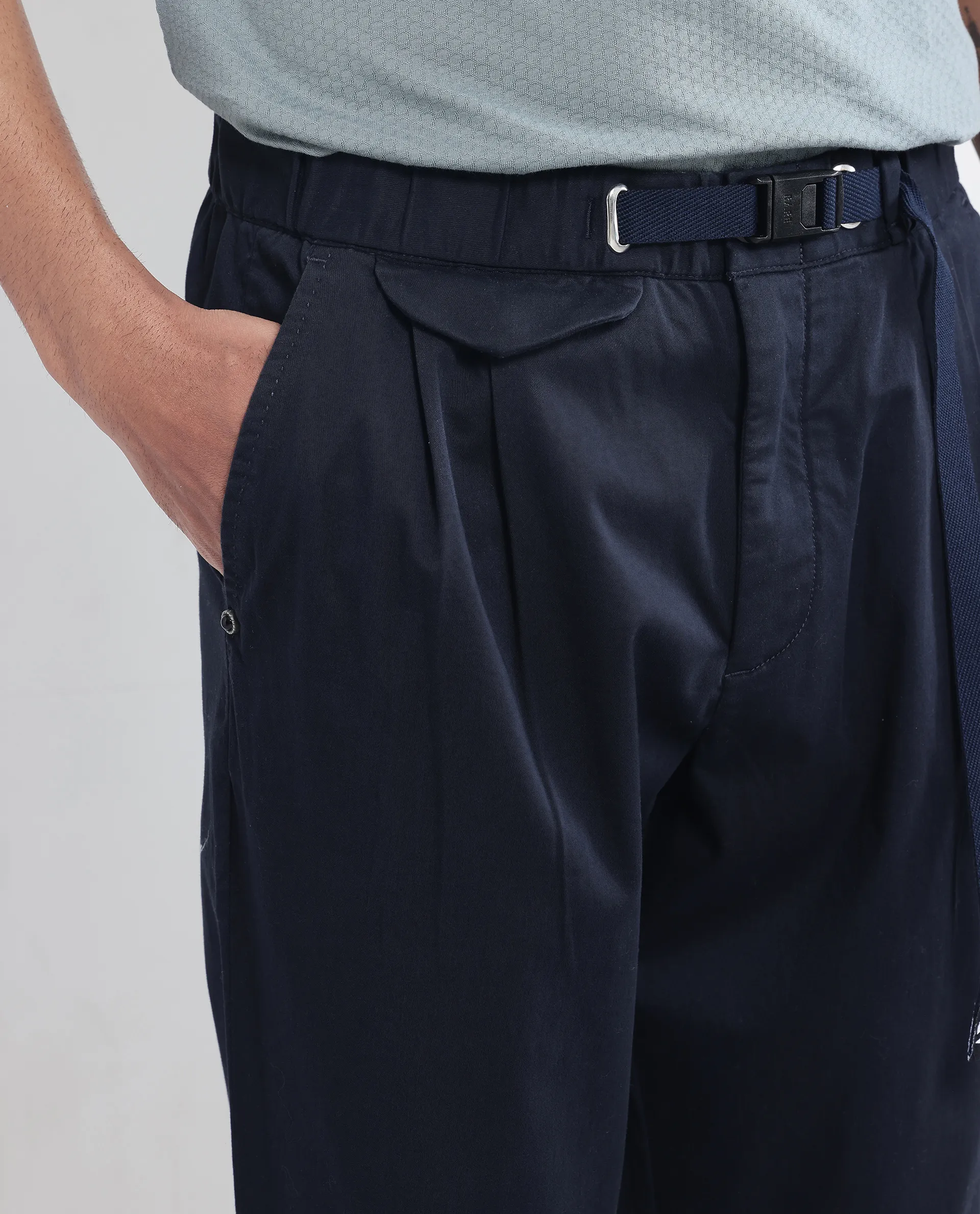 Rare Rabbit Men's Yocko Navy Cotton Blend Plain Baggy Fit Trouser - Image 8
