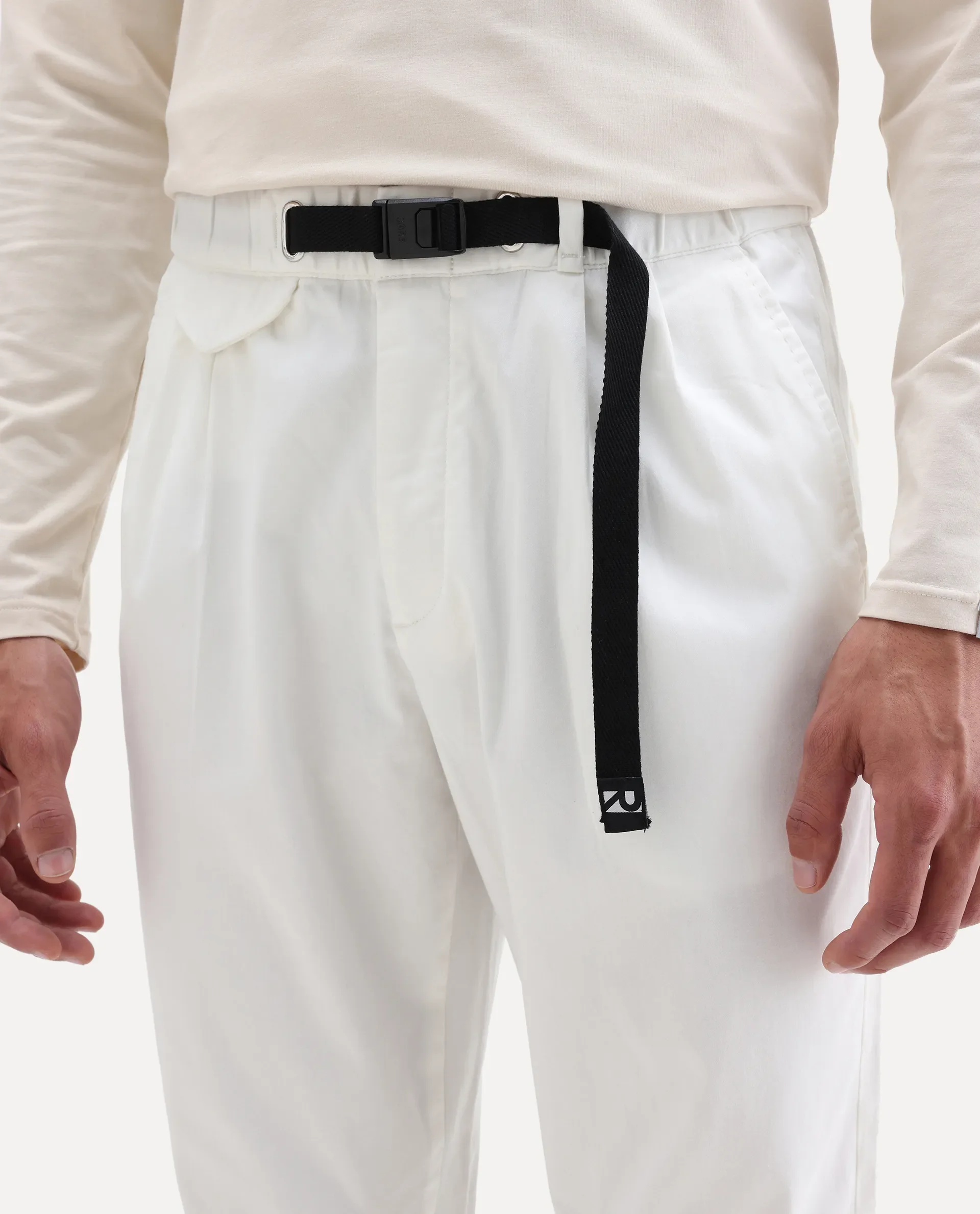 Rare Rabbit Men's Yocko White Cotton Blend Plain Baggy Fit Trouser - Image 3