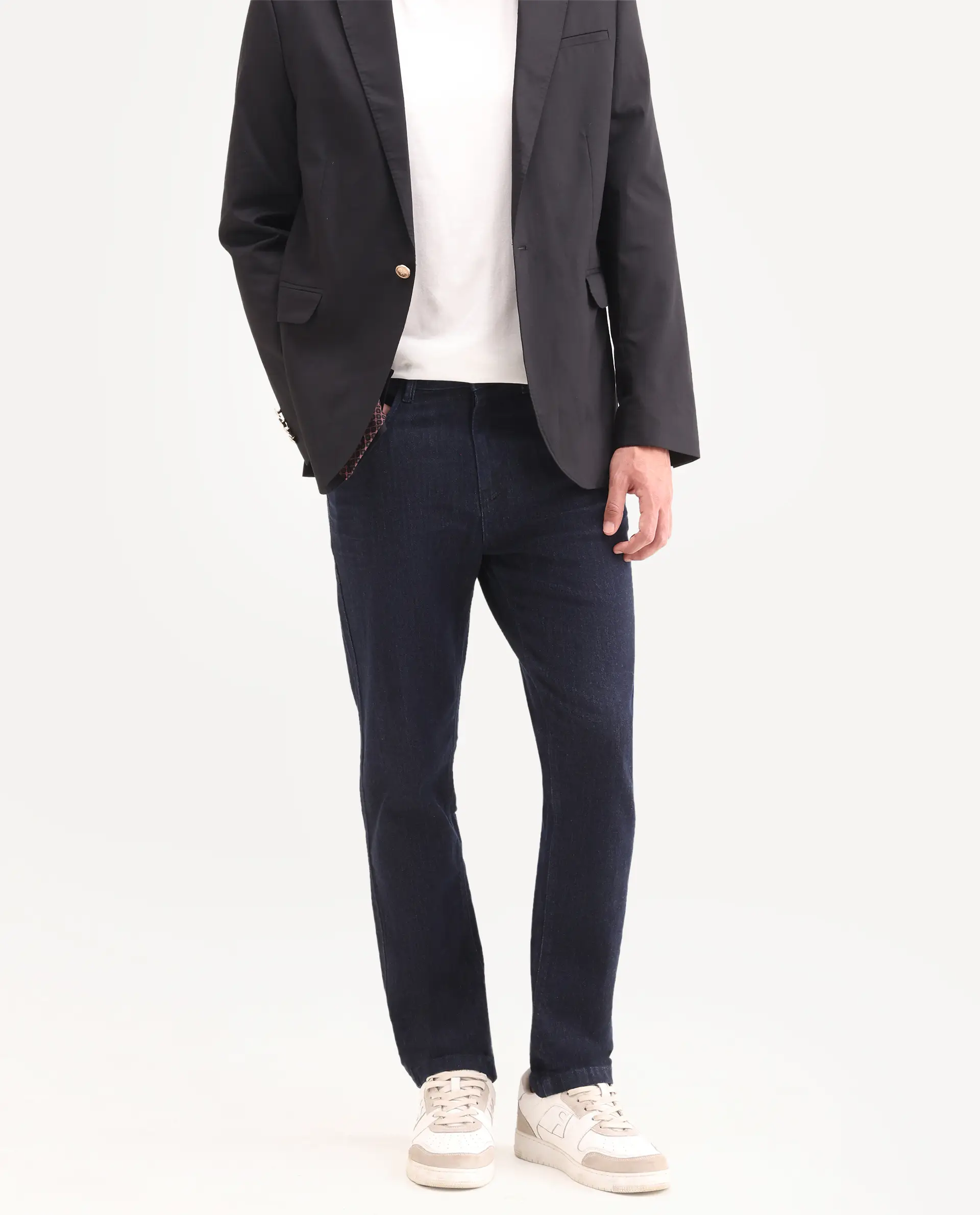 Rare Rabbit Men's Yukto K Dark Navy Cotton Blend Fabric Shank And Zipper Kurt Carrot Plain Jeans - Image 2