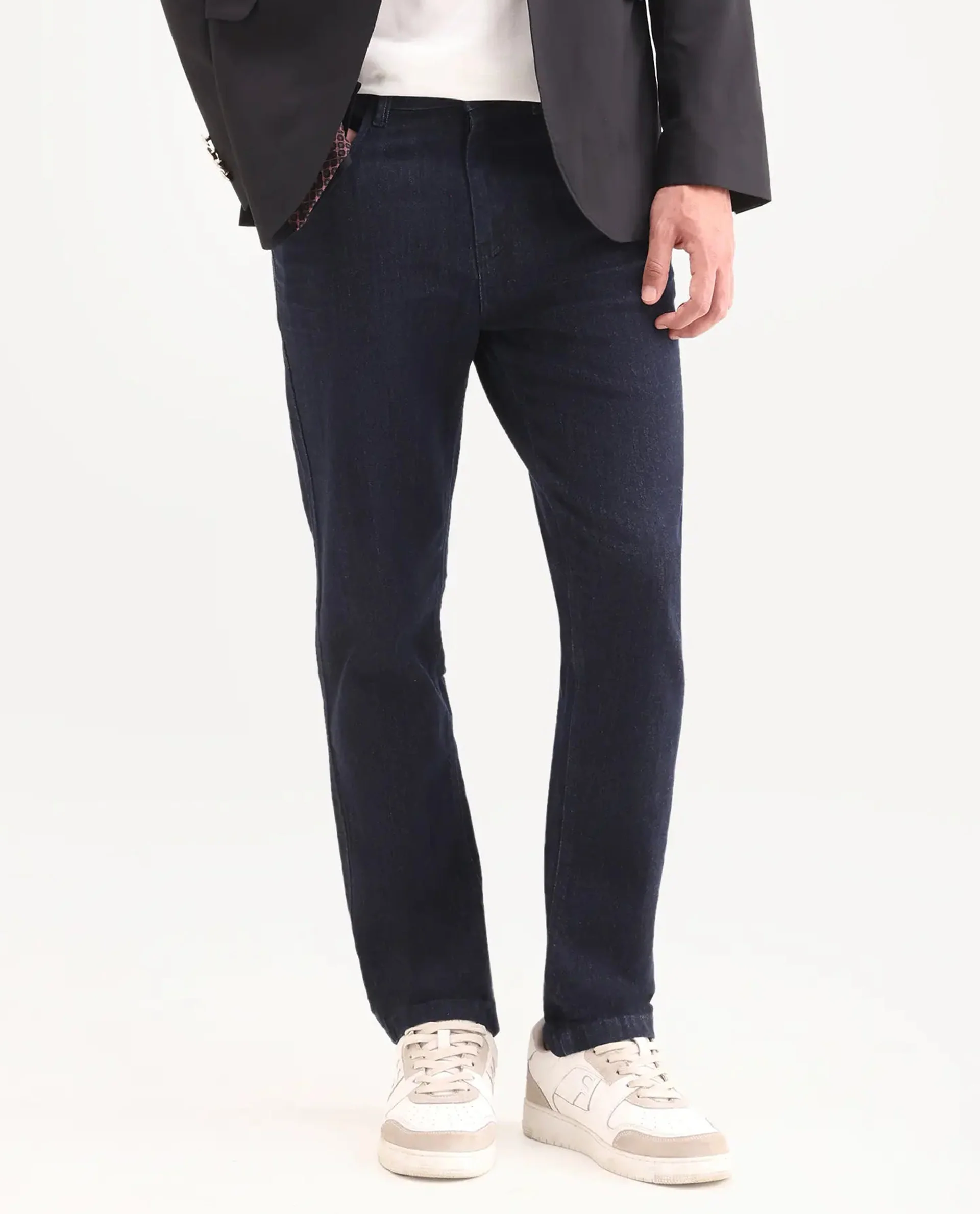 Rare Rabbit Men's Yukto K Dark Navy Cotton Blend Fabric Shank And Zipper Kurt Carrot Plain Jeans - Image 9