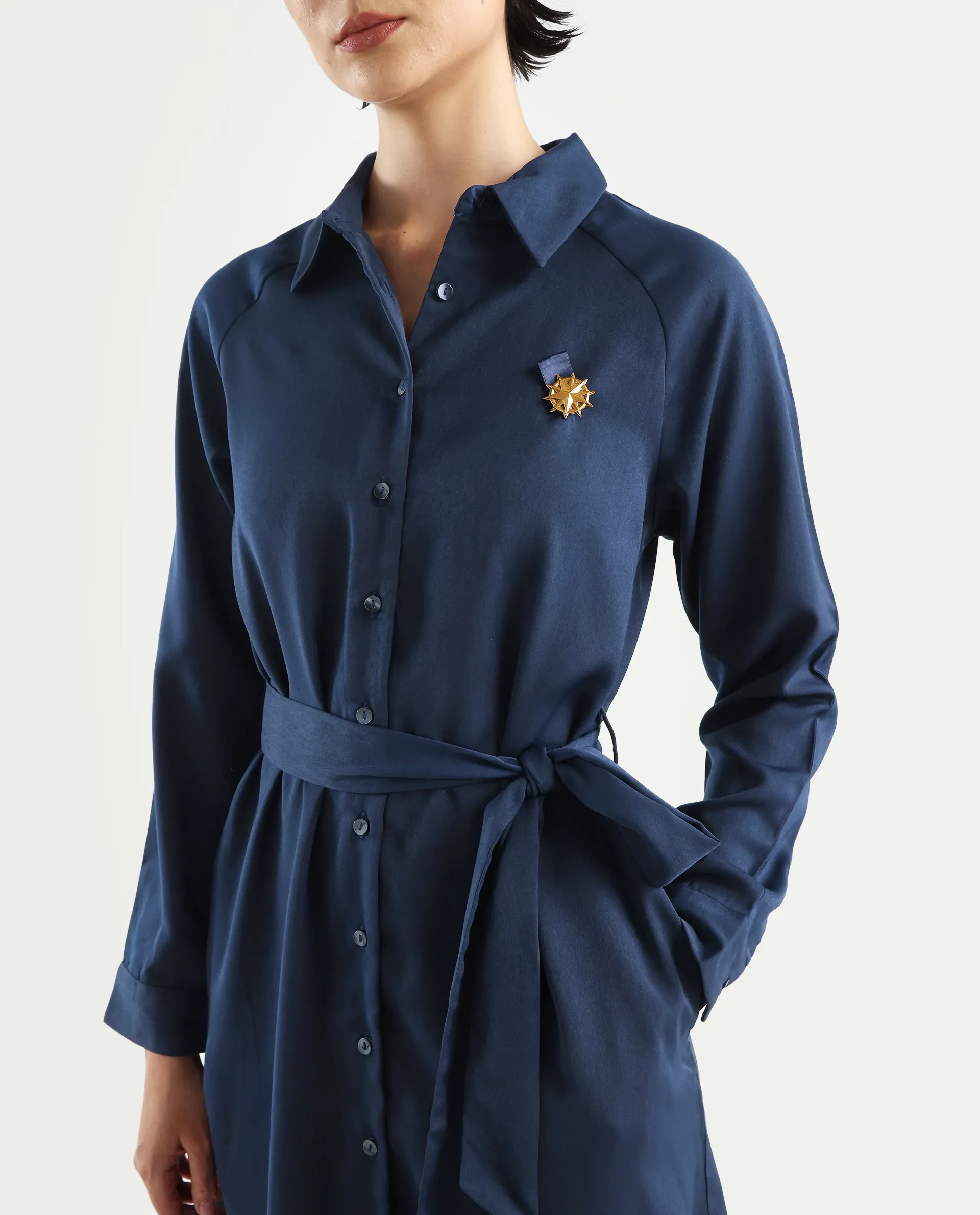 Rareism Women's Yulu Navy Satin Drop Collar Plain Cuffed Sleeve Midi Straight Fit Dress - Image 4