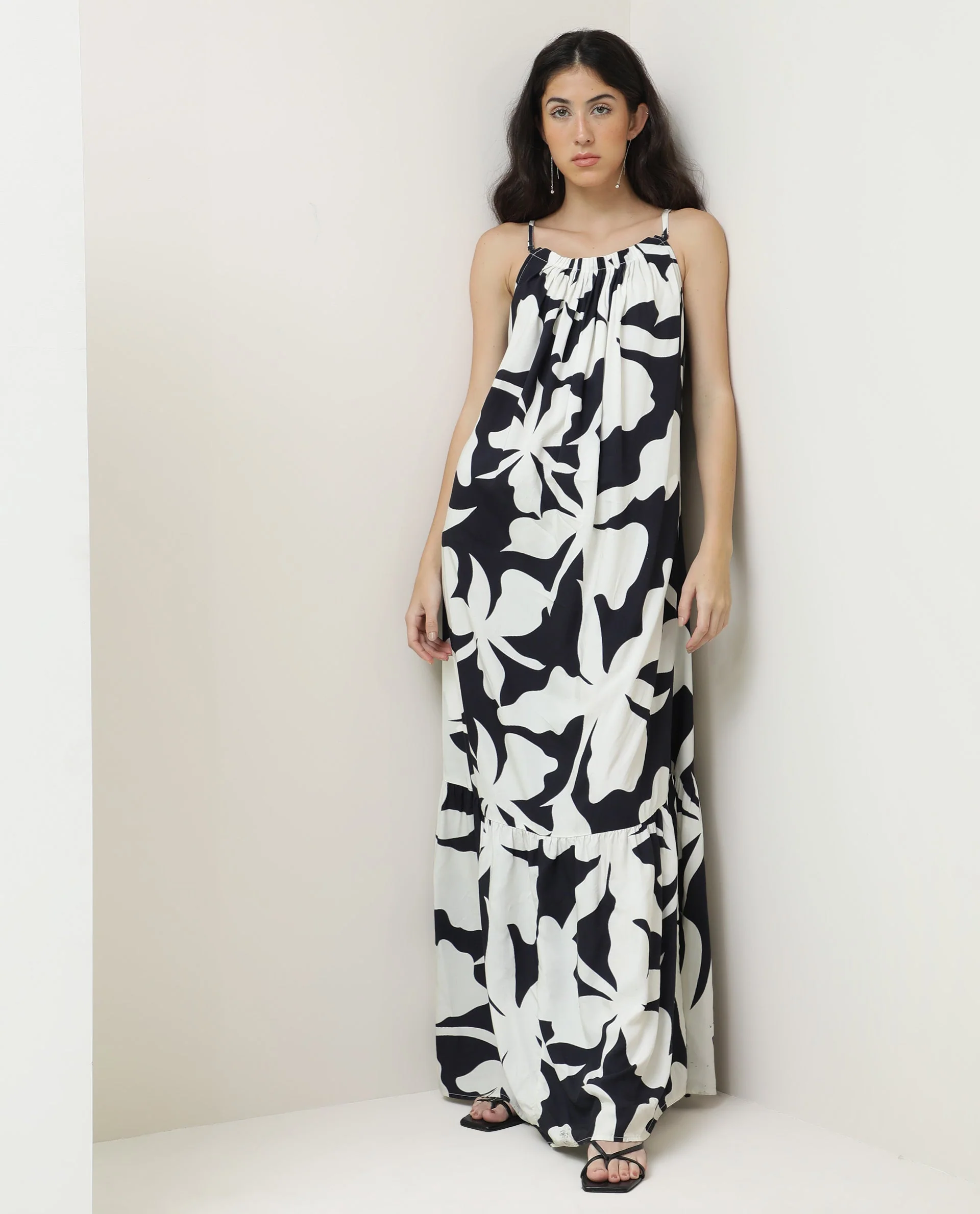 Rareism Women's Zahara Black Viscose Shoulder Strap Floral Print Shoulder Strap Knee Length Regular Fit Dress - Image 4