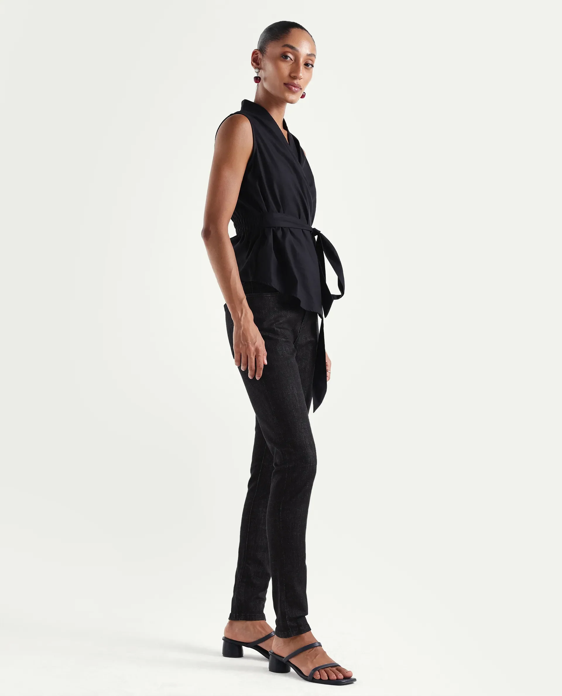 Rareism Women's Zaisho Black Cotton Blend Plain Ankle Length Sleek Skinny Fit Jeans - Image 6
