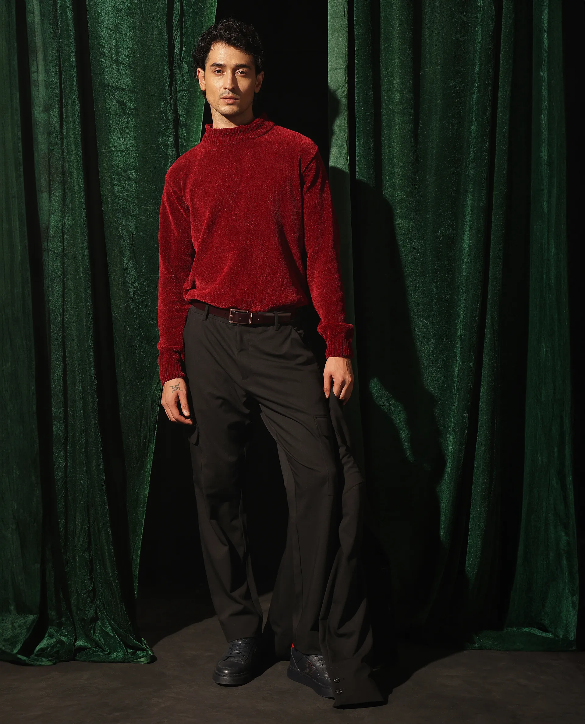 Rare Rabbit Men's Zal Black Polyester Plain Relaxed Fit Trouser - Image 2