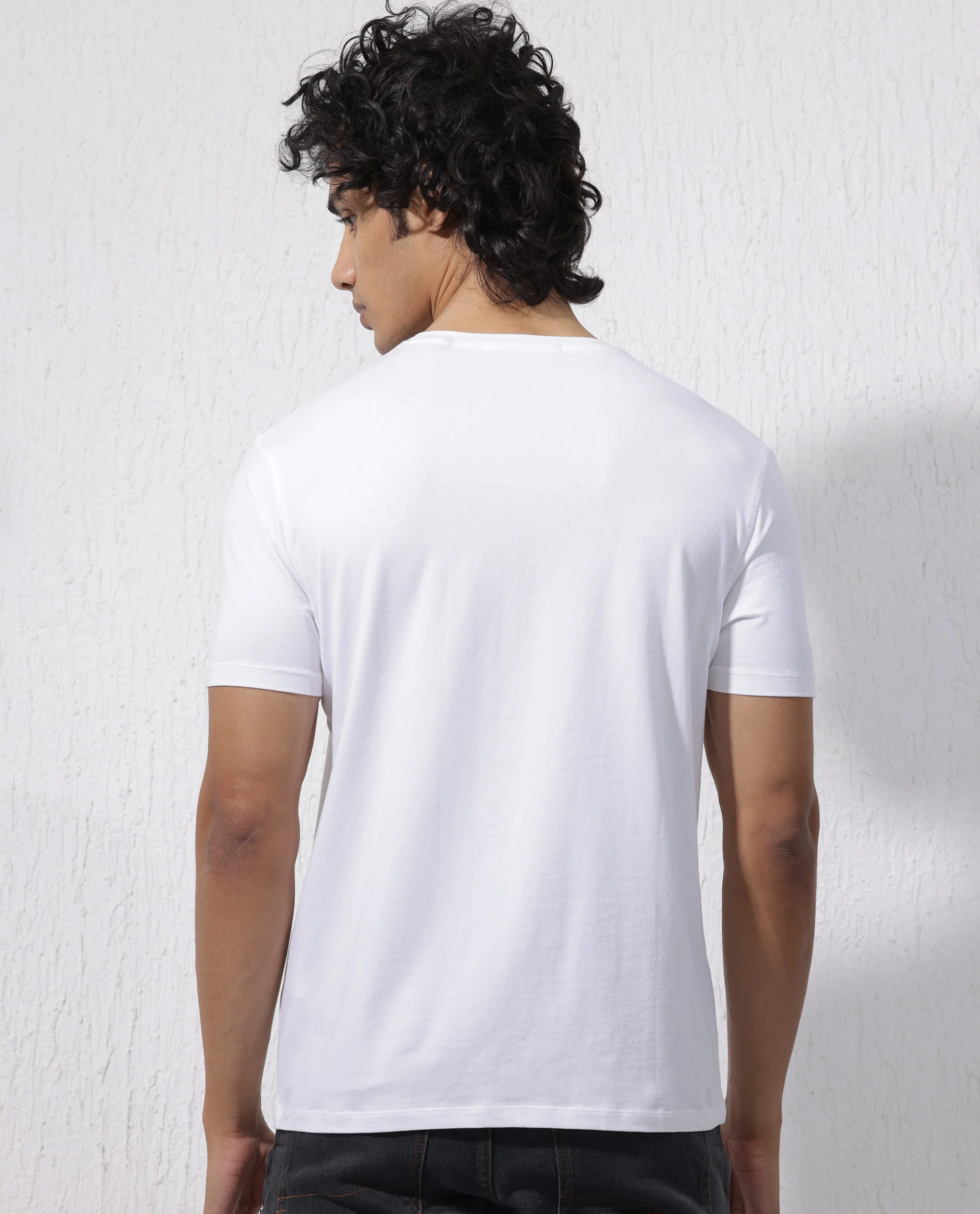 Rare Rabbit Men's Zalen White Cotton Blend Graphic Print Regular Fit Half Sleeve Crew Neck T-Shirt - Image 10