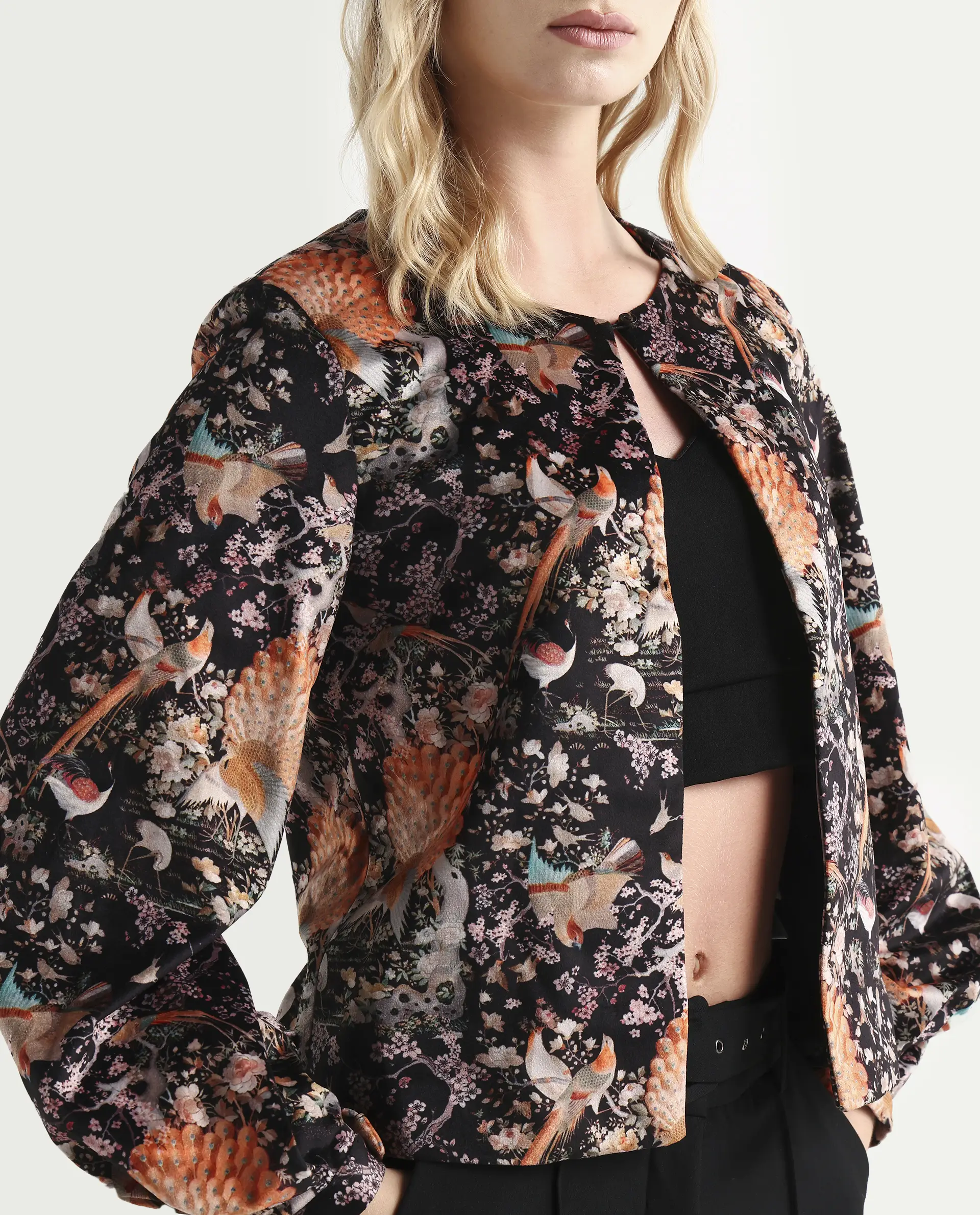 Rareism Women's Zamp Black Velvet Collarless Floral Print Volume Sleeve Regular Fit Shrug - Image 4