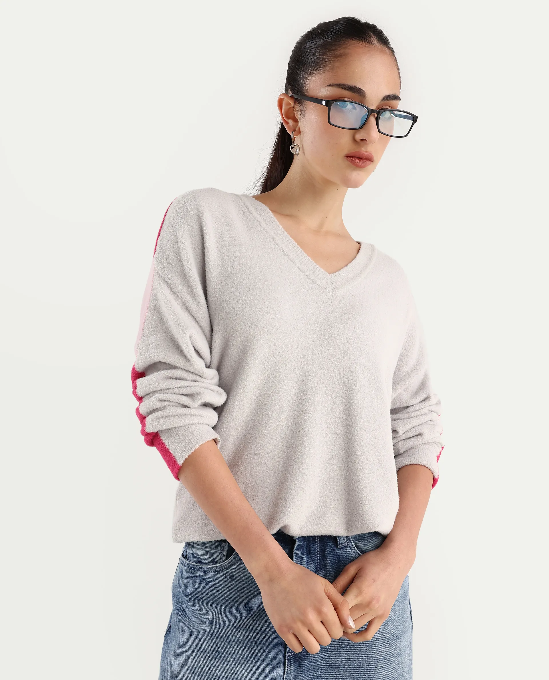 Rareism Women's Zander Light Grey Nylon V-Neck Relaxed Fit Plain Sweater - Image 3