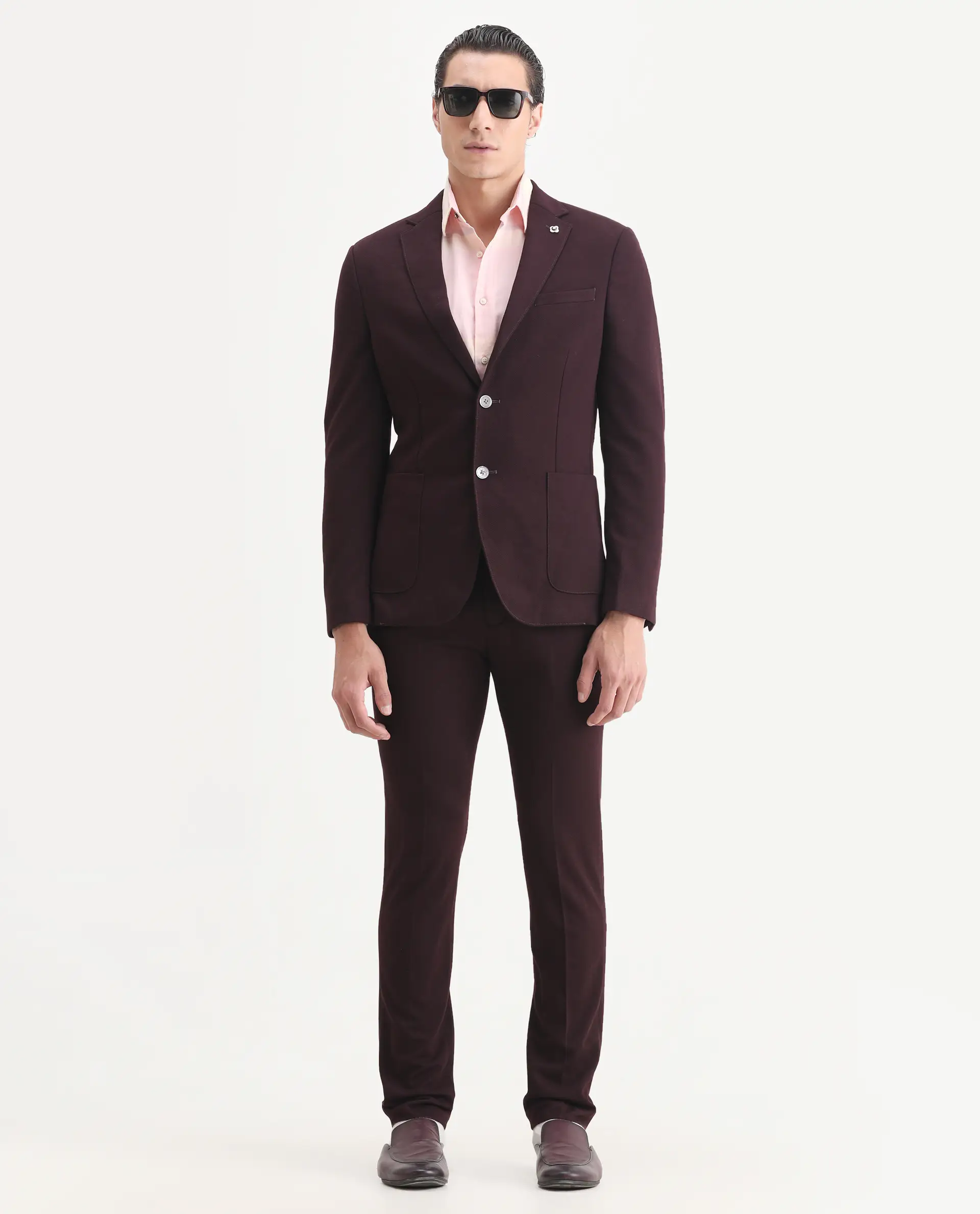 Rare Rabbit Men's Zandro Maroon Rayon Plain Tailored Fit Full Sleeve Lapel Neck Suits