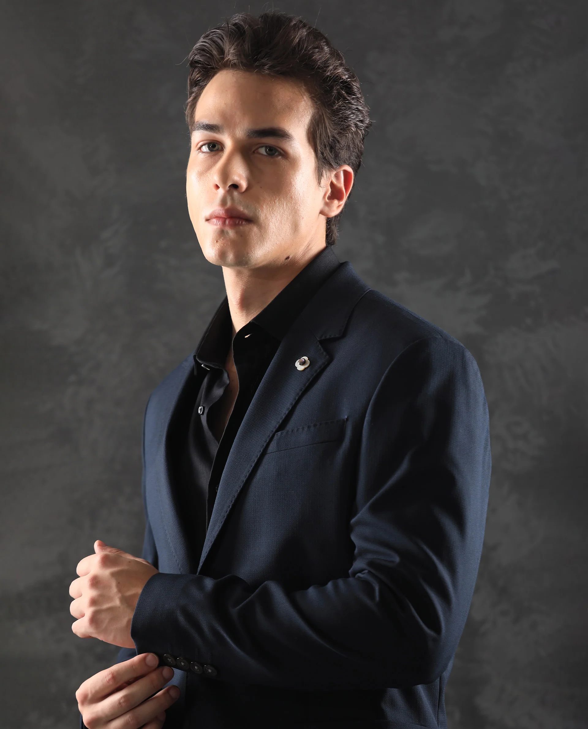 Rare Rabbit Men's Zanza Navy Polyester Plain Tailored Fit Full Sleeve Lapel Neck Suits - Image 4