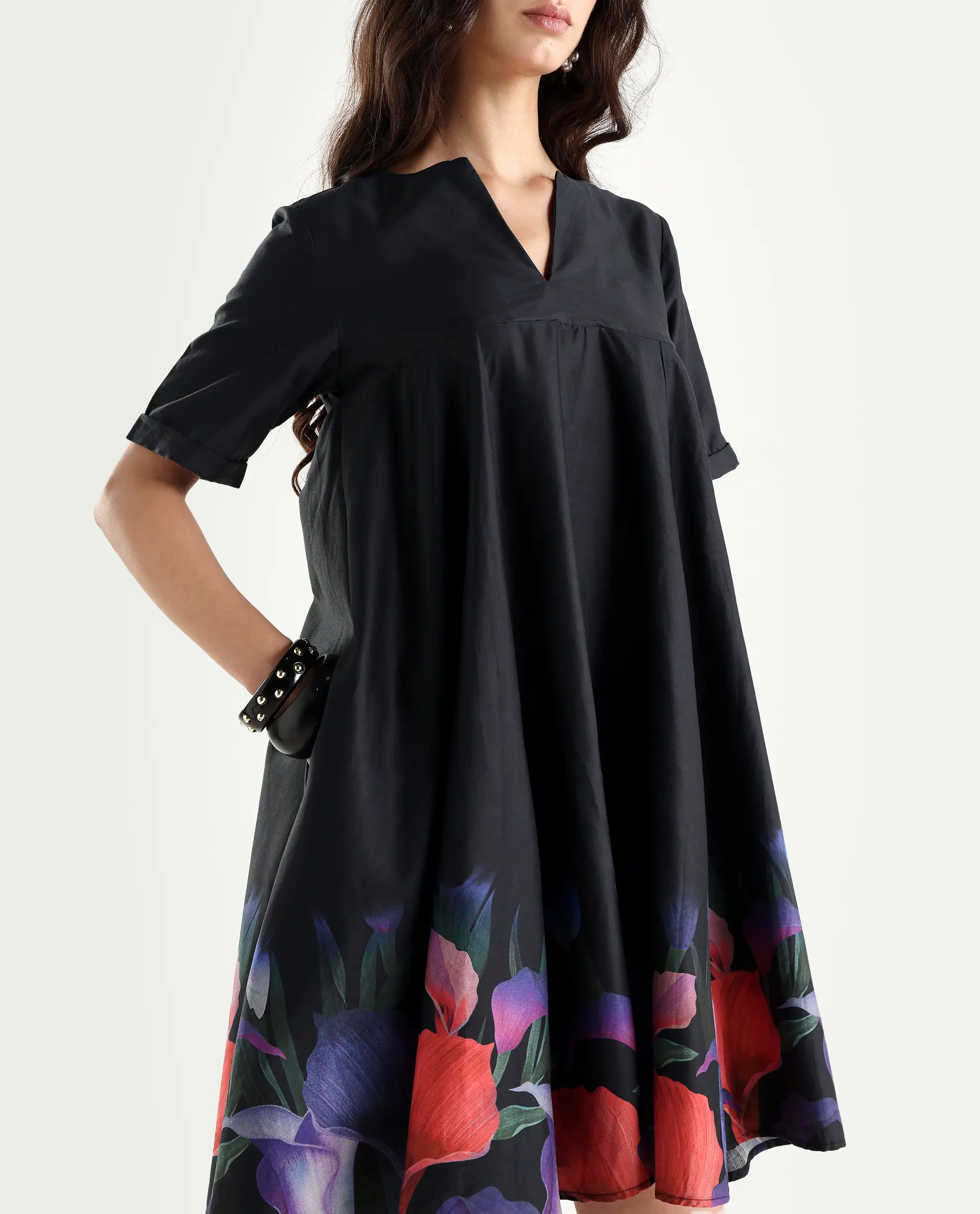 Rareism Women's Zapon Black Cotton Blend Crew Neck Floral Print Knee Length Fit And Flare Dress - Image 4
