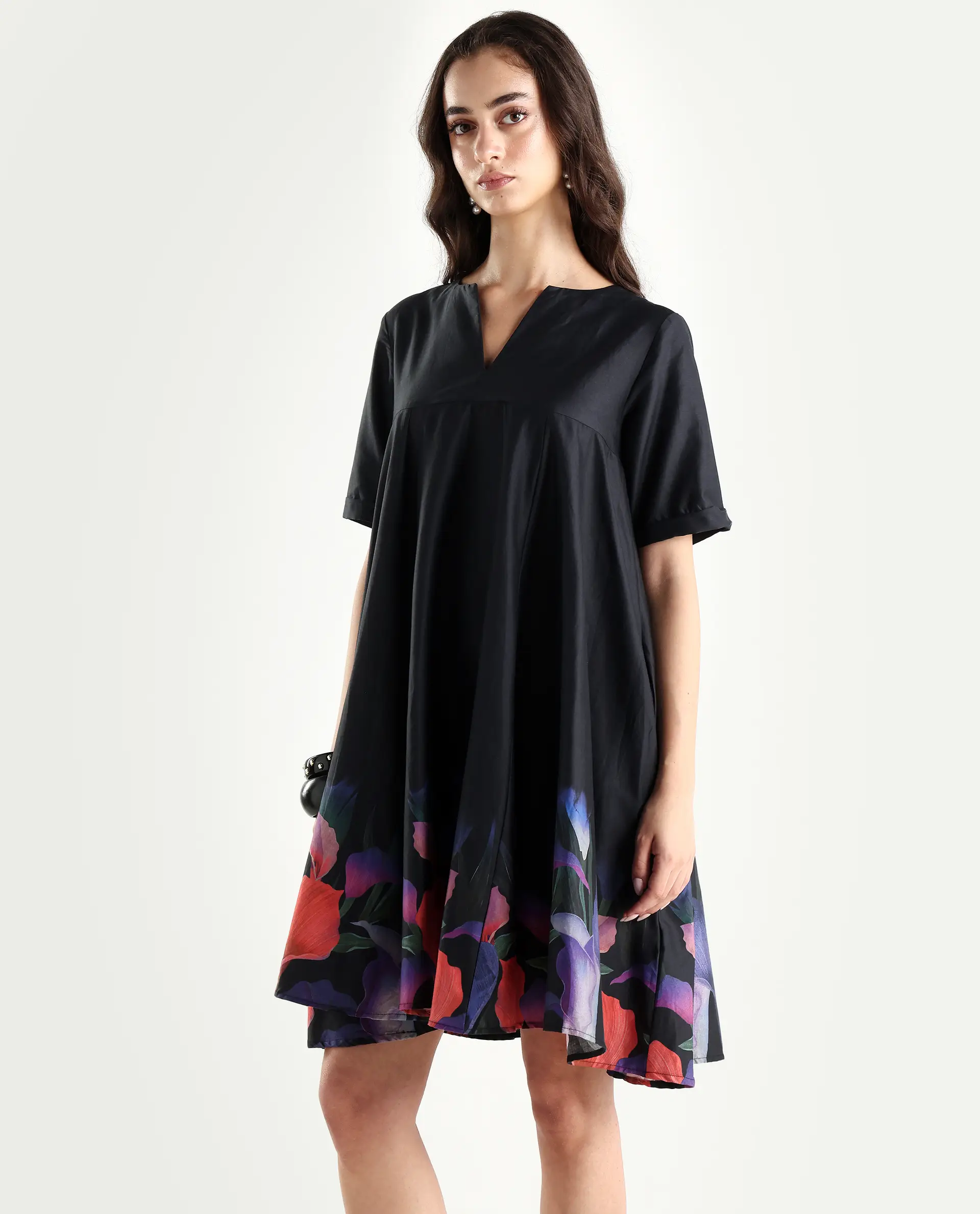Rareism Women's Zapon Black Cotton Blend Crew Neck Floral Print Knee Length Fit And Flare Dress - Image 5