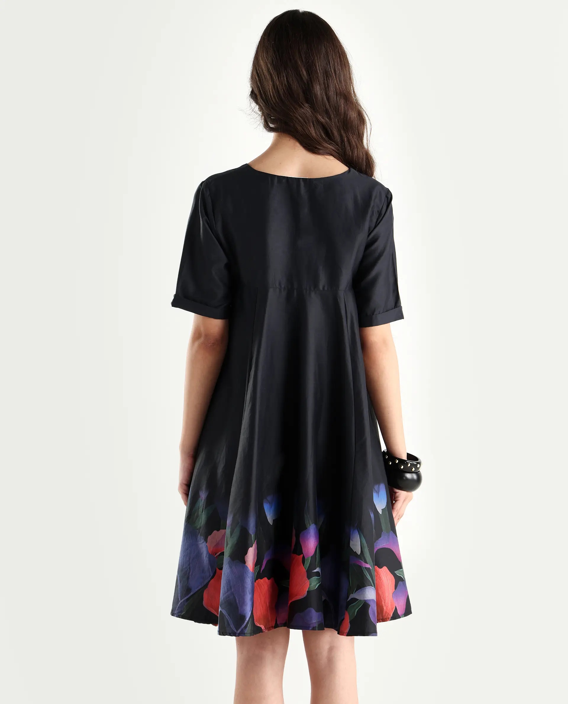 Rareism Women's Zapon Black Cotton Blend Crew Neck Floral Print Knee Length Fit And Flare Dress - Image 7