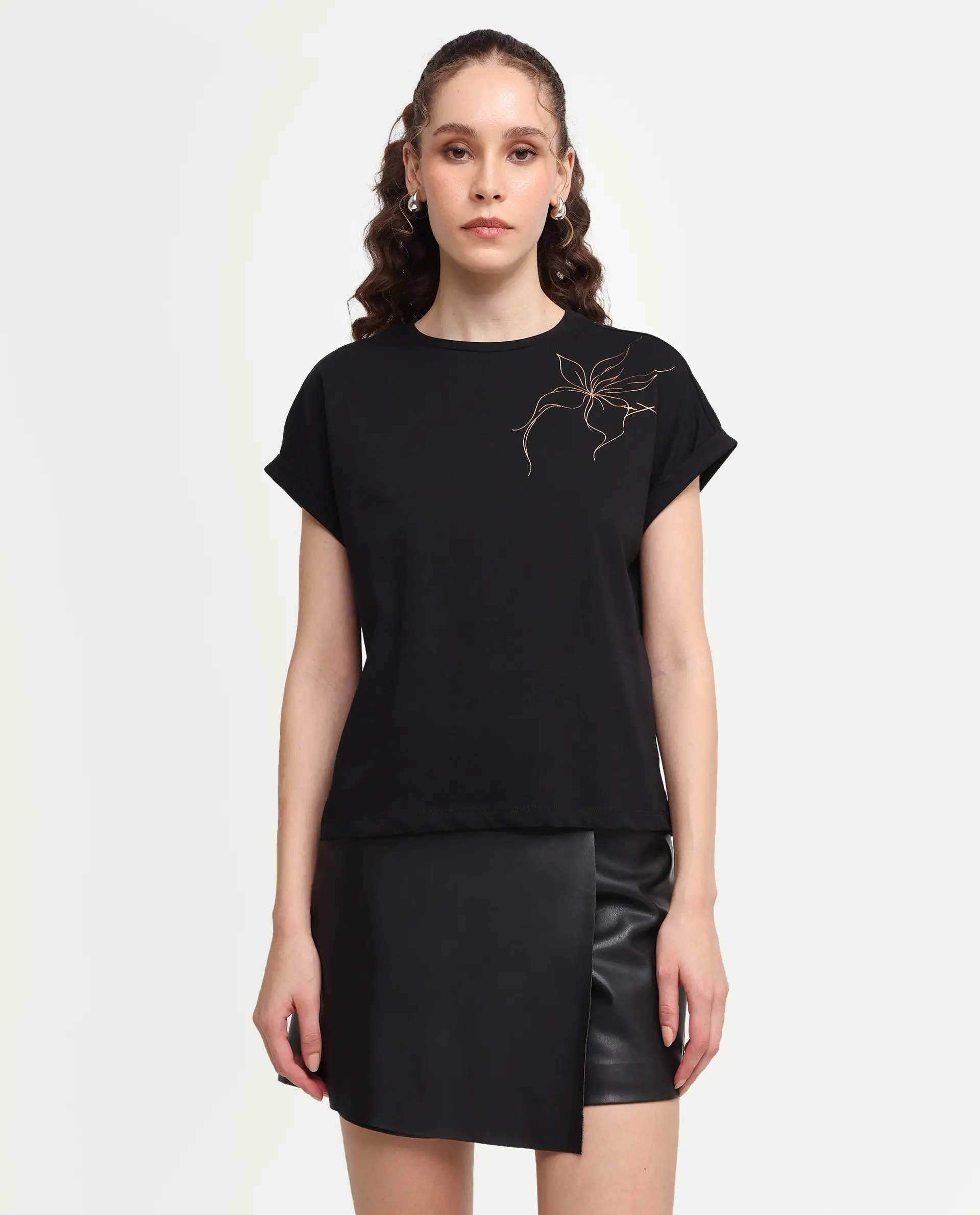 Rareism Women's Zarth Black Cotton Crew Neck Pull-On Relaxed Floral Print T-Shirt - Image 3